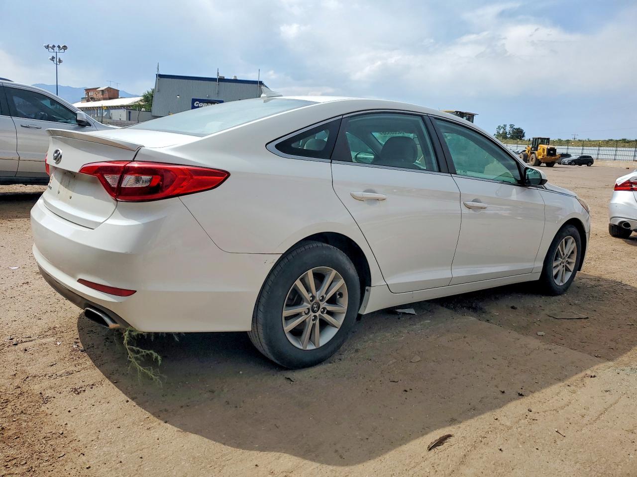 2015 Hyundai Sonata Se White vin: 5NPE24AF7FH020025