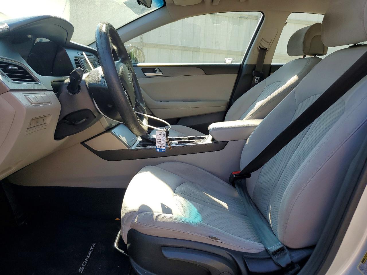 2015 Hyundai Sonata Se Silver vin: 5NPE24AF7FH024396