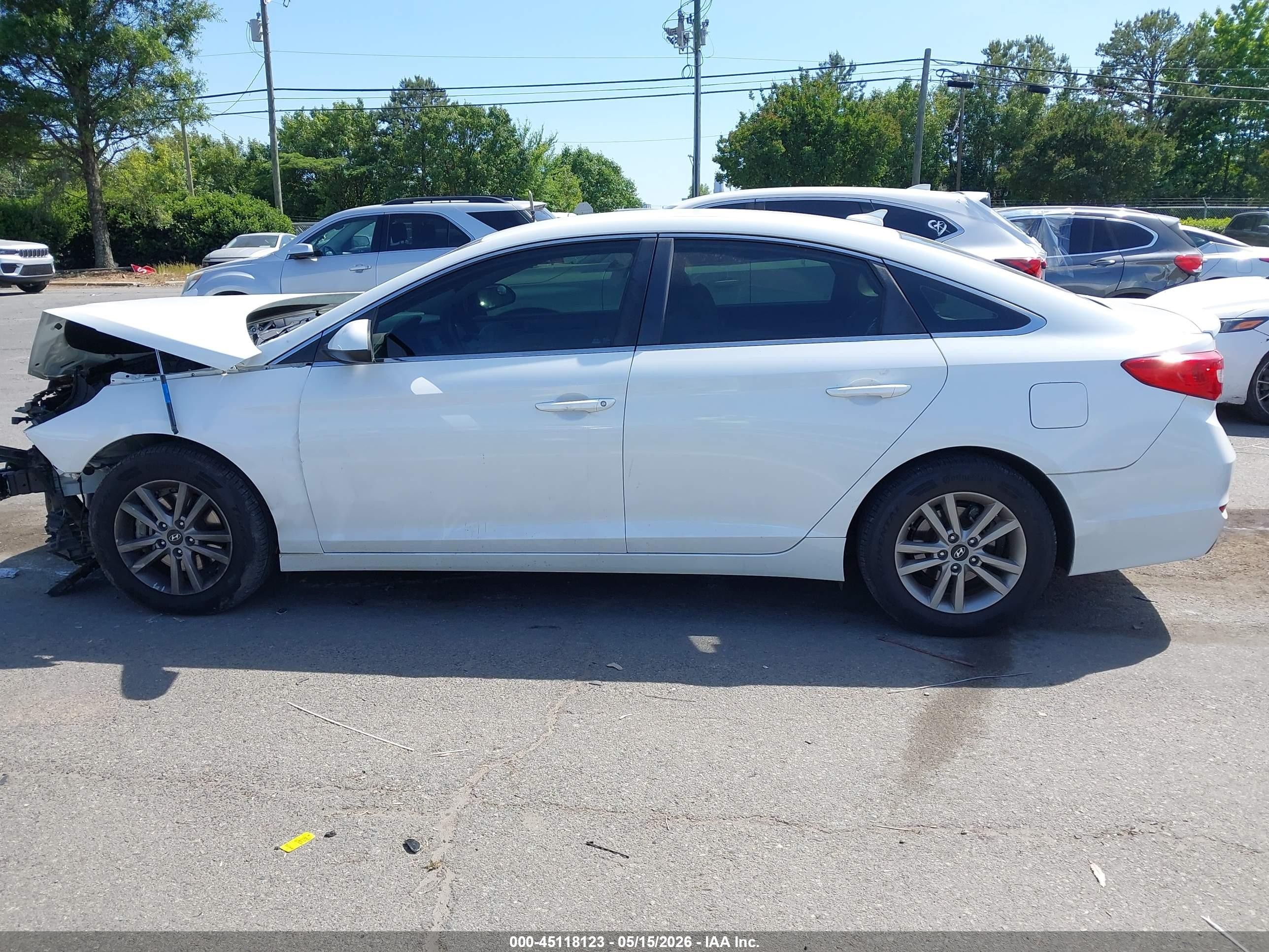 2015 Hyundai Sonata Se White vin: 5NPE24AF7FH030618