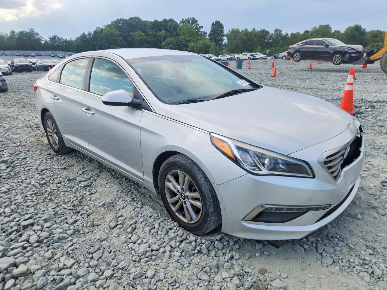 2015 Hyundai Sonata Se Silver vin: 5NPE24AF7FH073095
