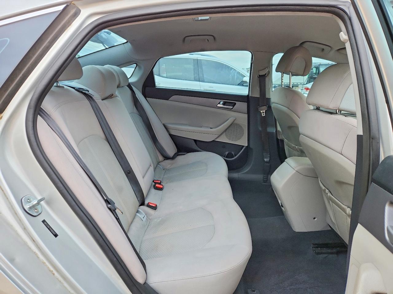 2015 Hyundai Sonata Se Silver vin: 5NPE24AF7FH085621