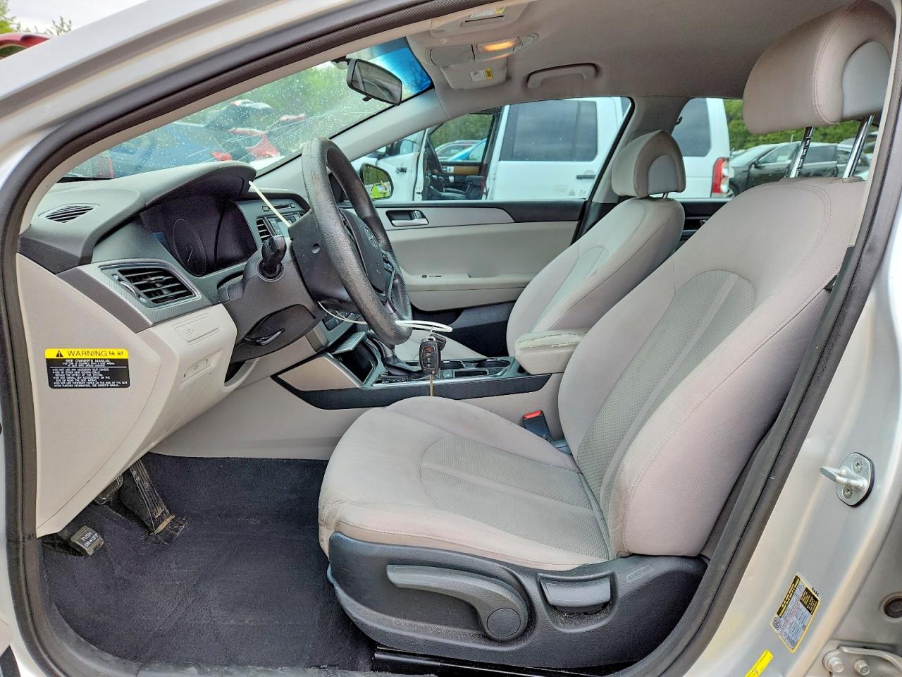 2015 Hyundai Sonata Se Silver vin: 5NPE24AF7FH085621