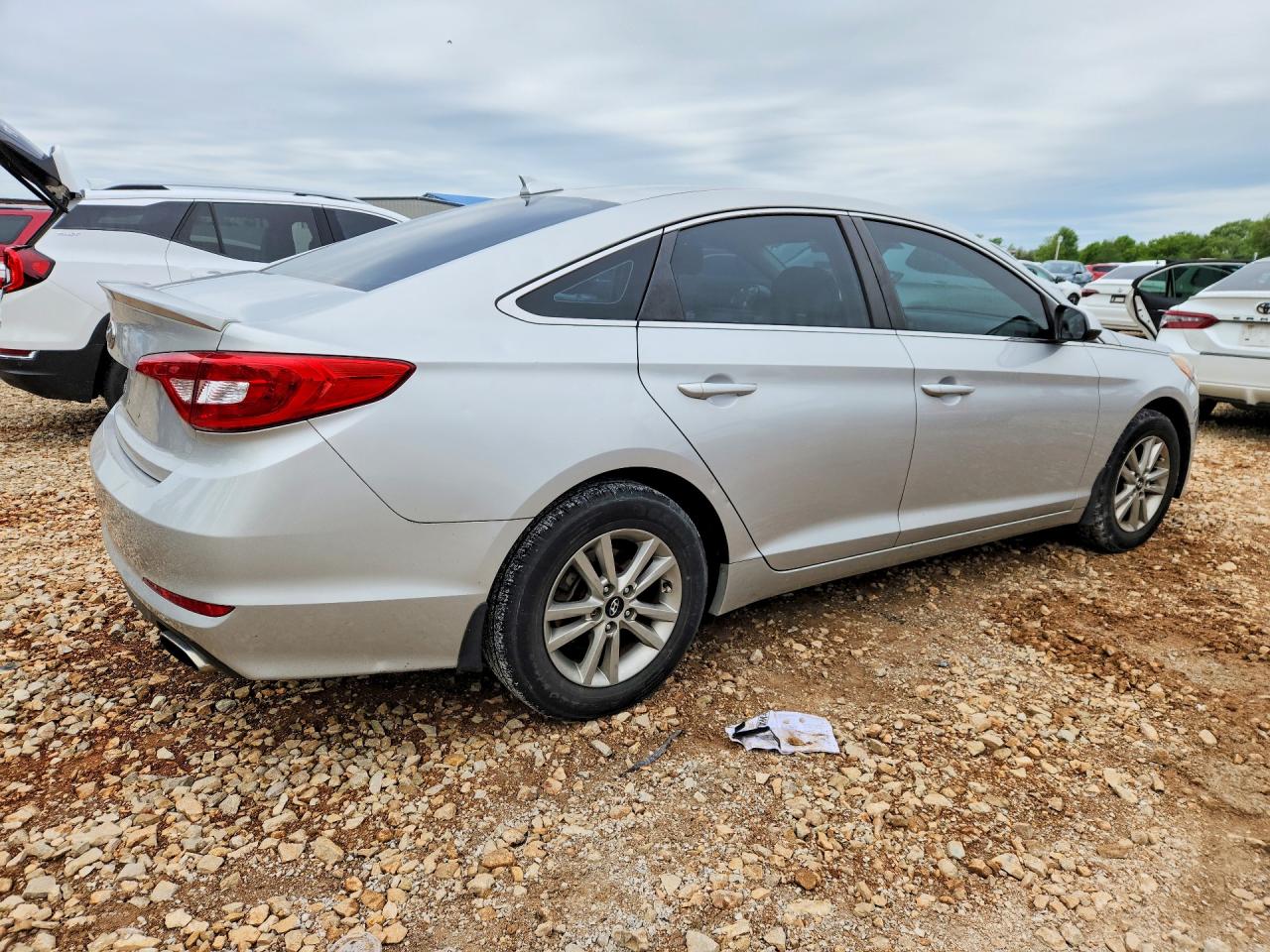 2015 Hyundai Sonata Se Silver vin: 5NPE24AF7FH085621