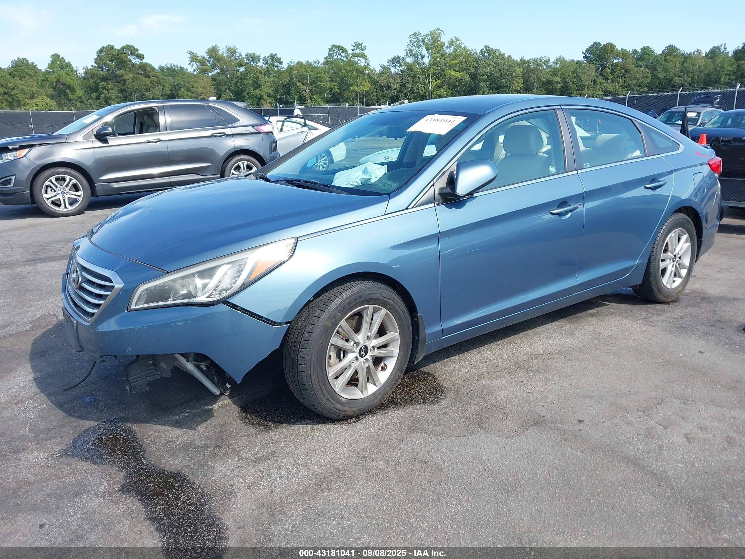 2015 Hyundai Sonata Se Синий vin: 5NPE24AF7FH093640