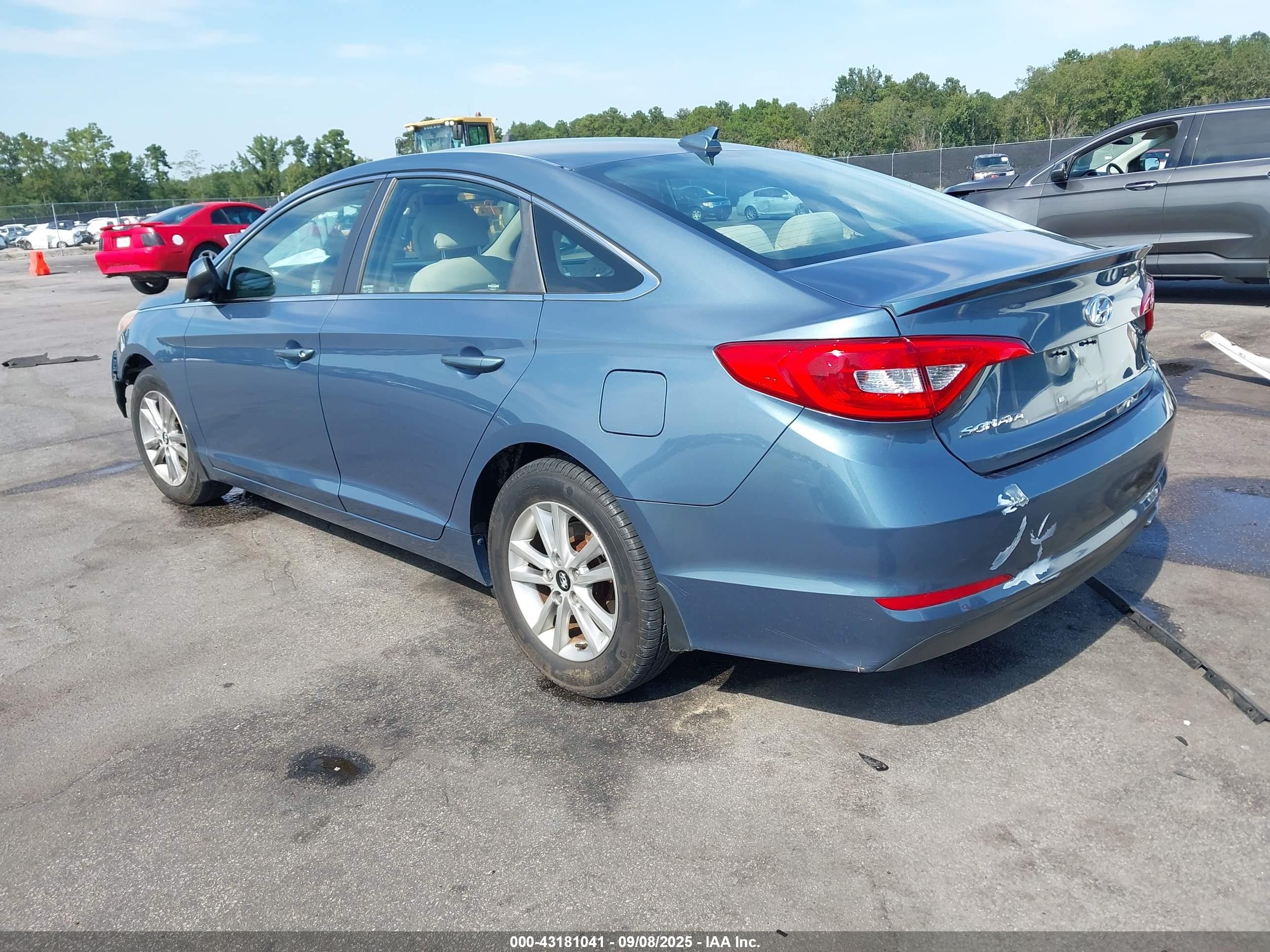 2015 Hyundai Sonata Se Синий vin: 5NPE24AF7FH093640