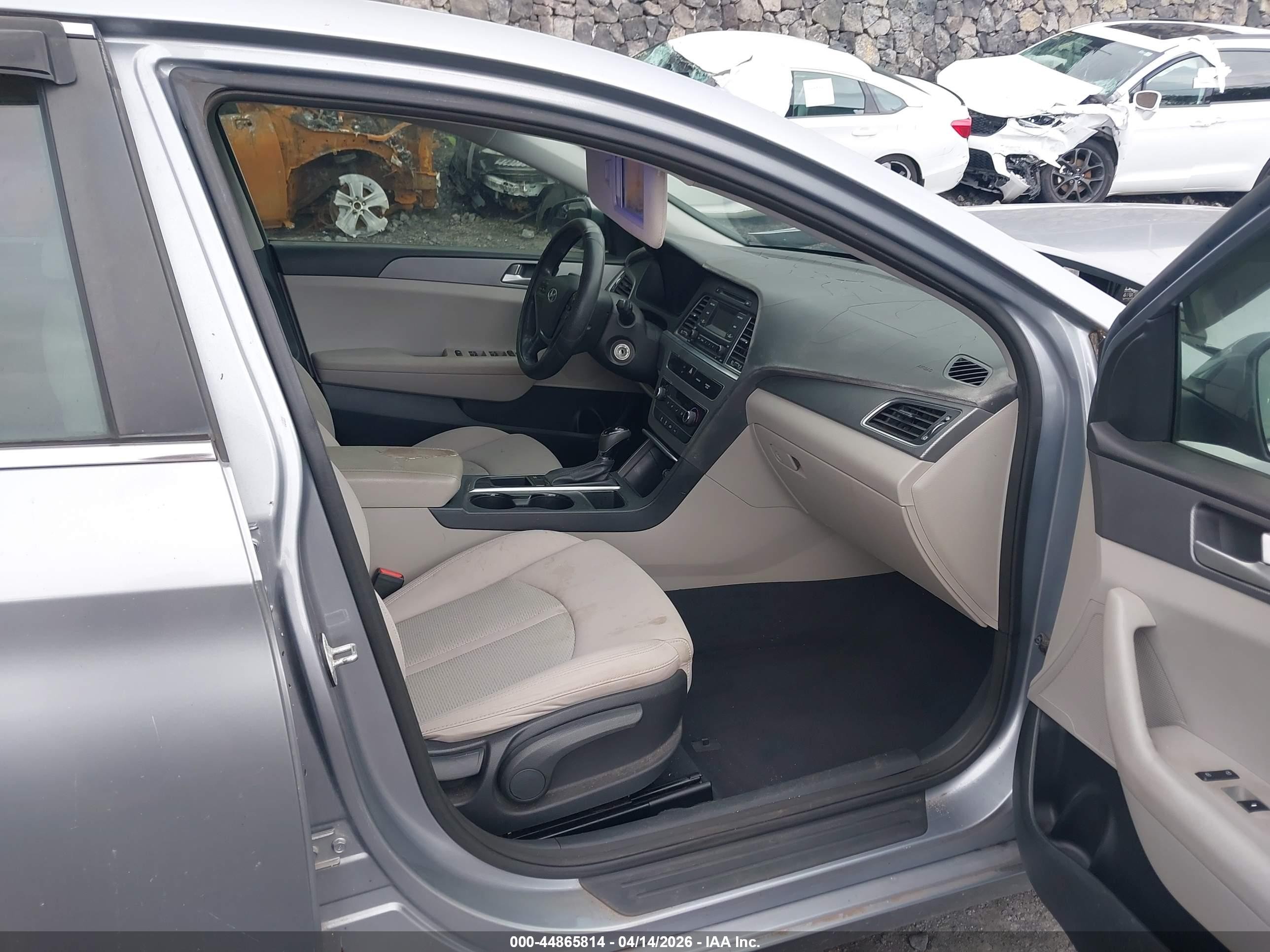 2015 Hyundai Sonata Se Gray vin: 5NPE24AF7FH120707