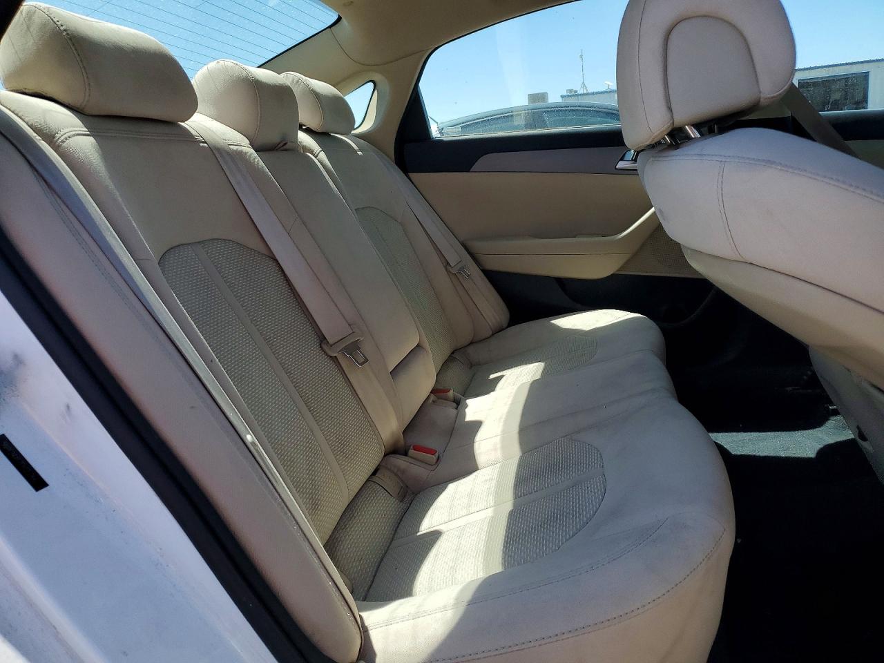 2015 Hyundai Sonata Se Белый vin: 5NPE24AF7FH123266