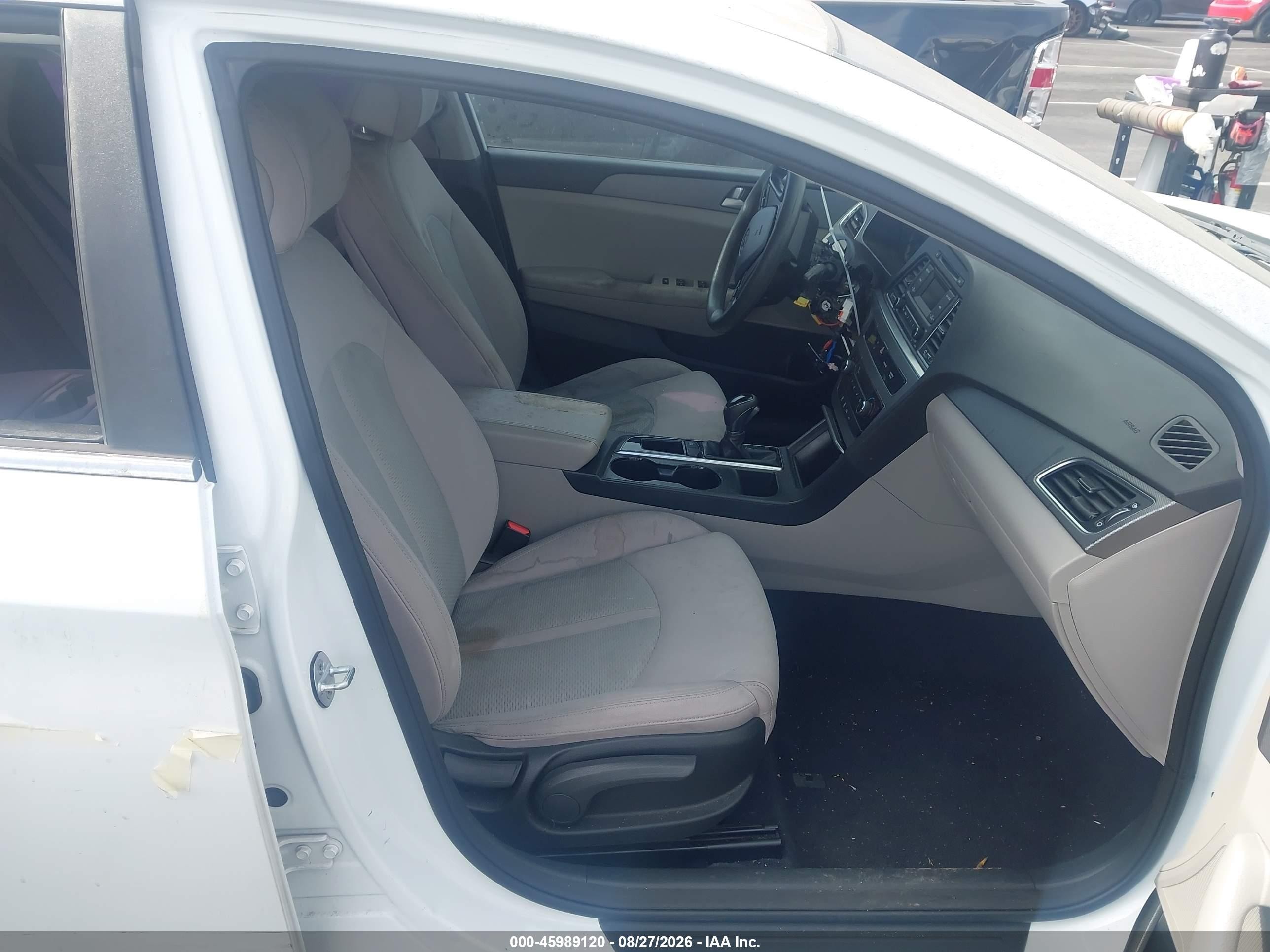 2015 Hyundai Sonata Se White vin: 5NPE24AF7FH133599