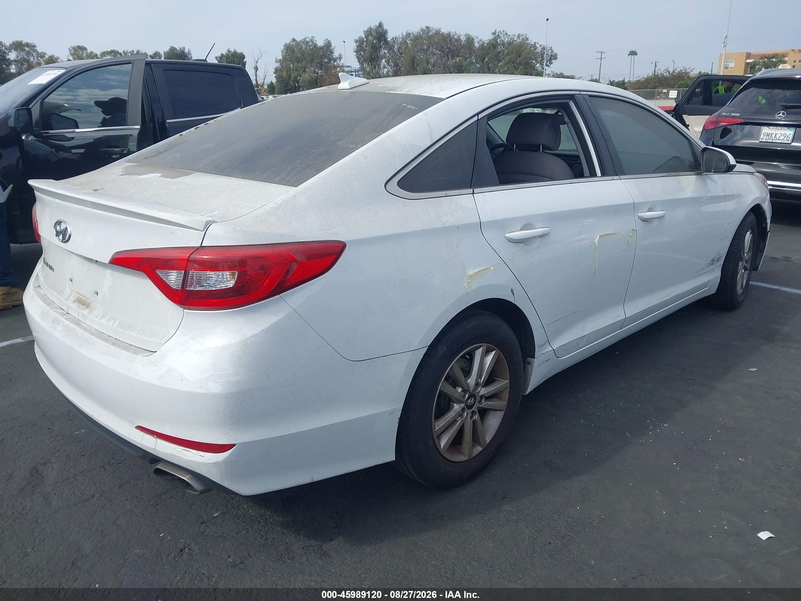 2015 Hyundai Sonata Se White vin: 5NPE24AF7FH133599