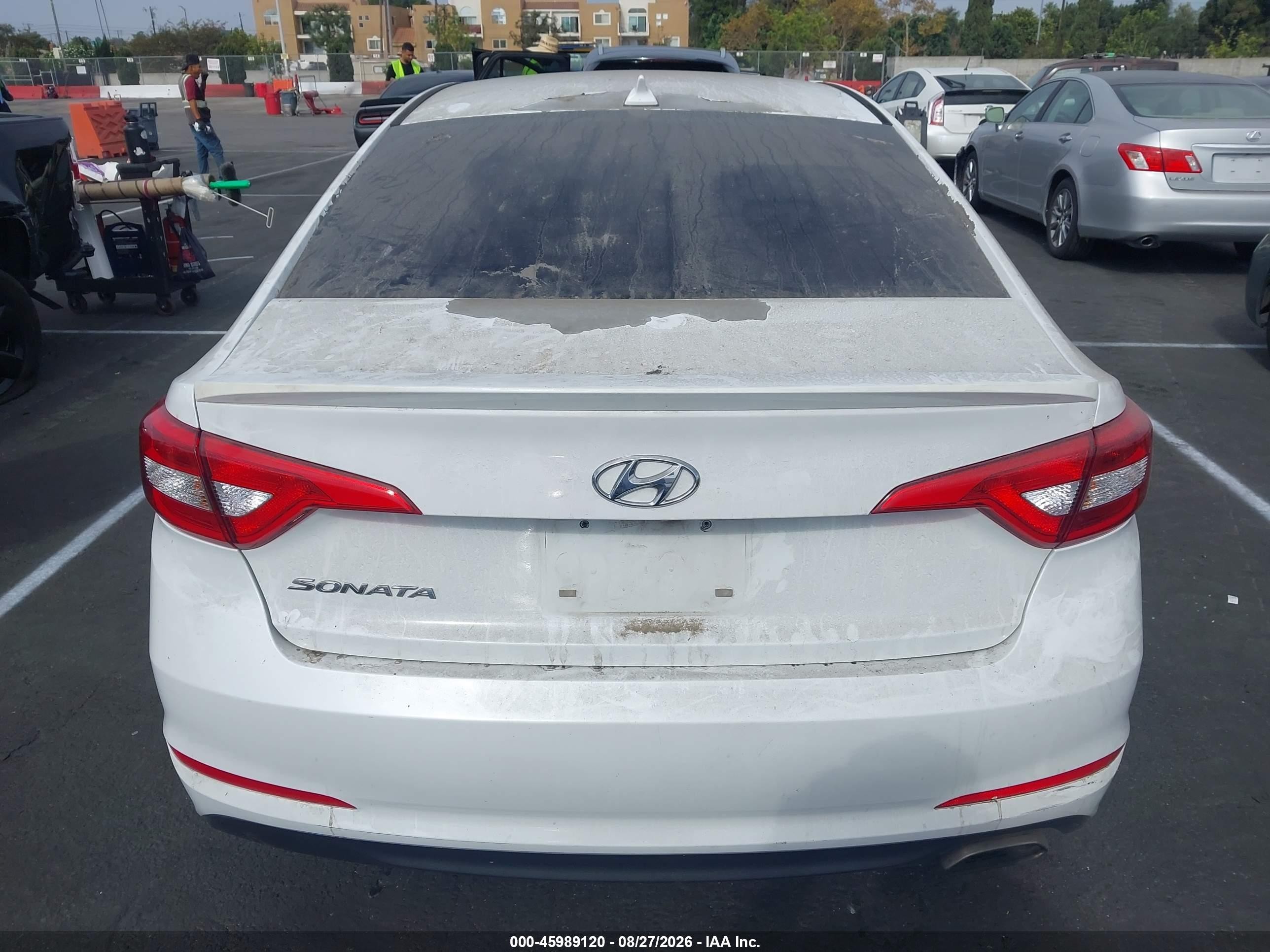 2015 Hyundai Sonata Se White vin: 5NPE24AF7FH133599