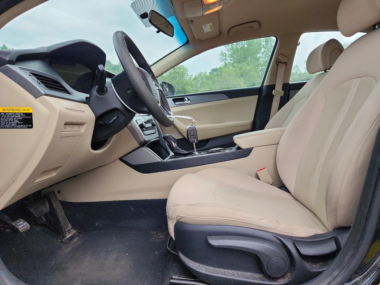 2015 Hyundai Sonata Se Черный vin: 5NPE24AF7FH142691