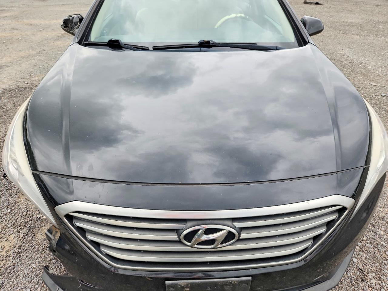 2015 Hyundai Sonata Se Черный vin: 5NPE24AF7FH142691