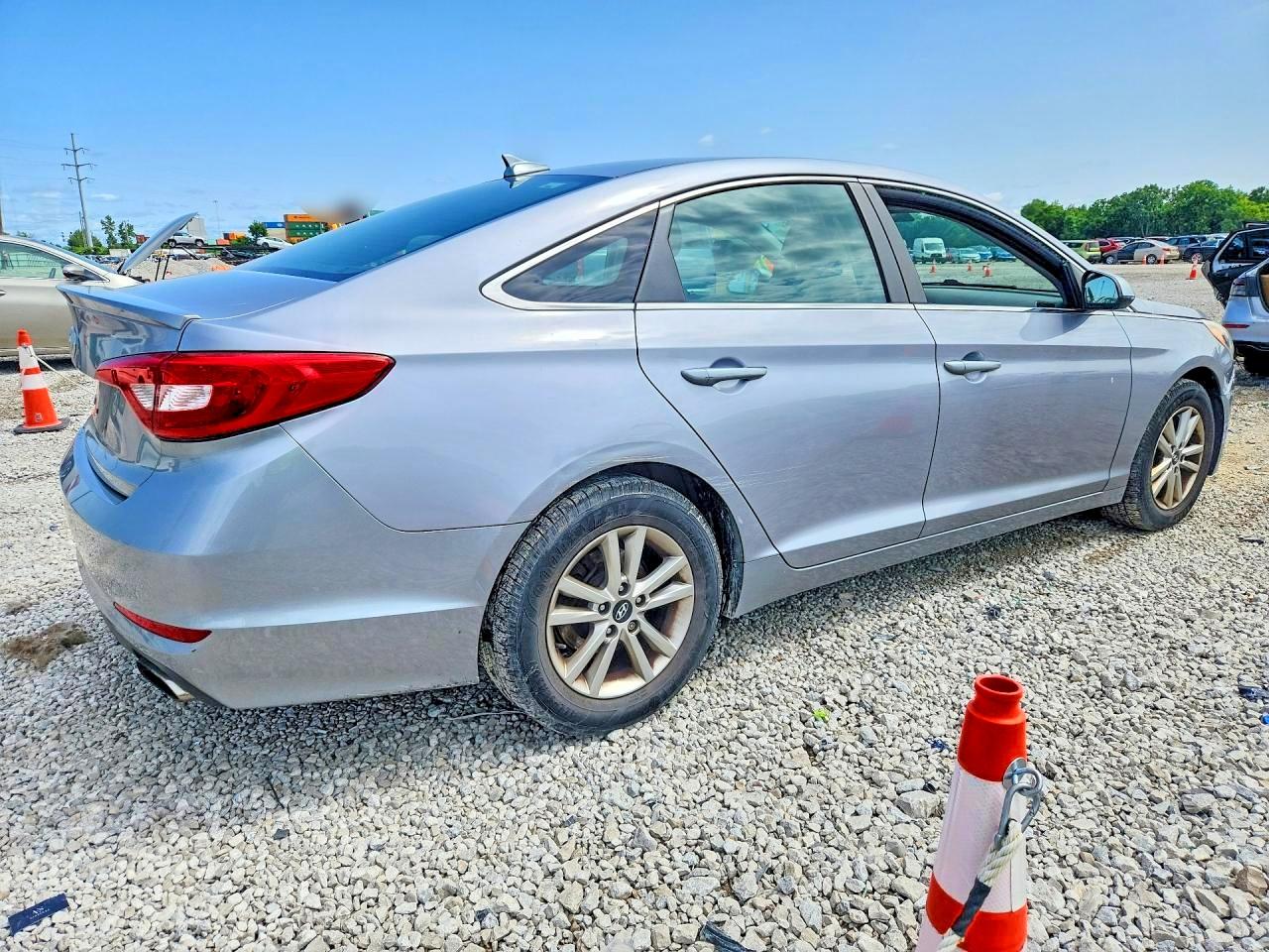 2015 Hyundai Sonata Se Silver vin: 5NPE24AF7FH144084