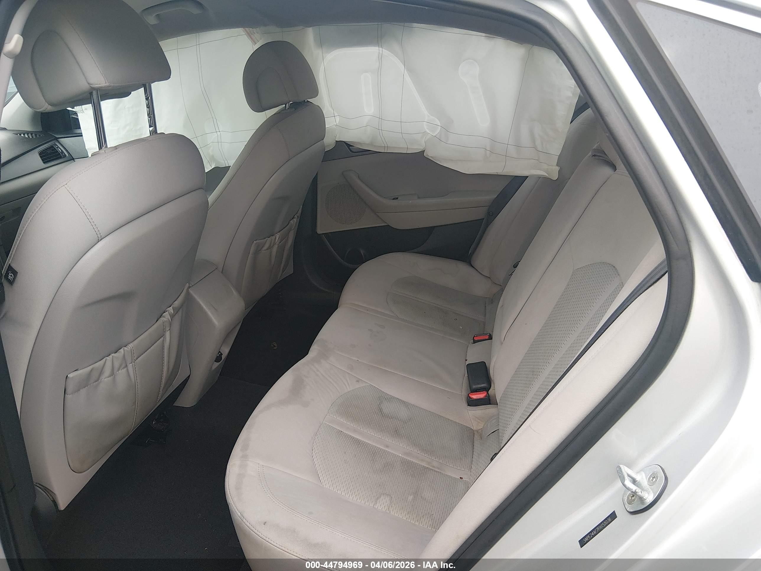 2015 Hyundai Sonata Se Silver vin: 5NPE24AF7FH155036
