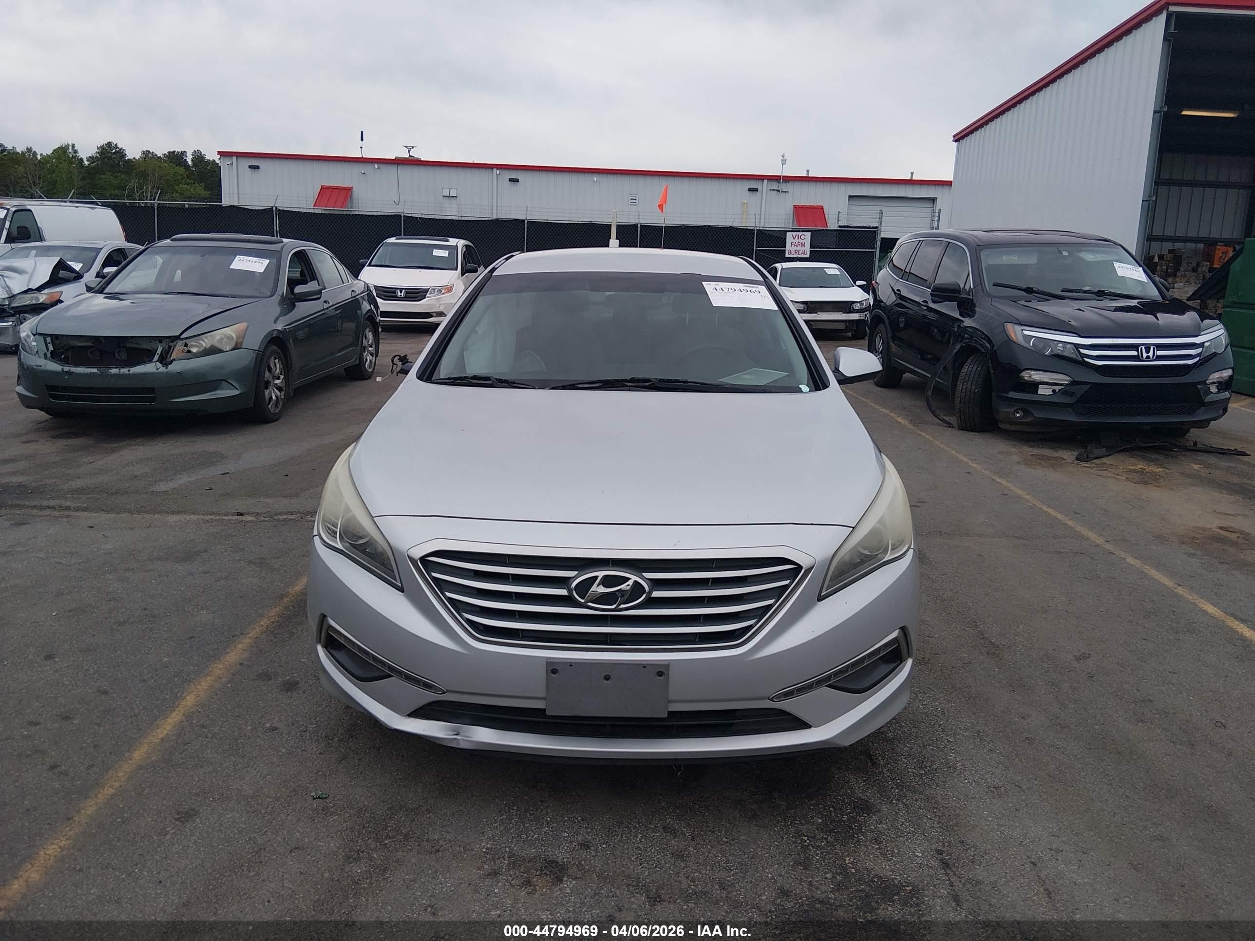 2015 Hyundai Sonata Se Silver vin: 5NPE24AF7FH155036