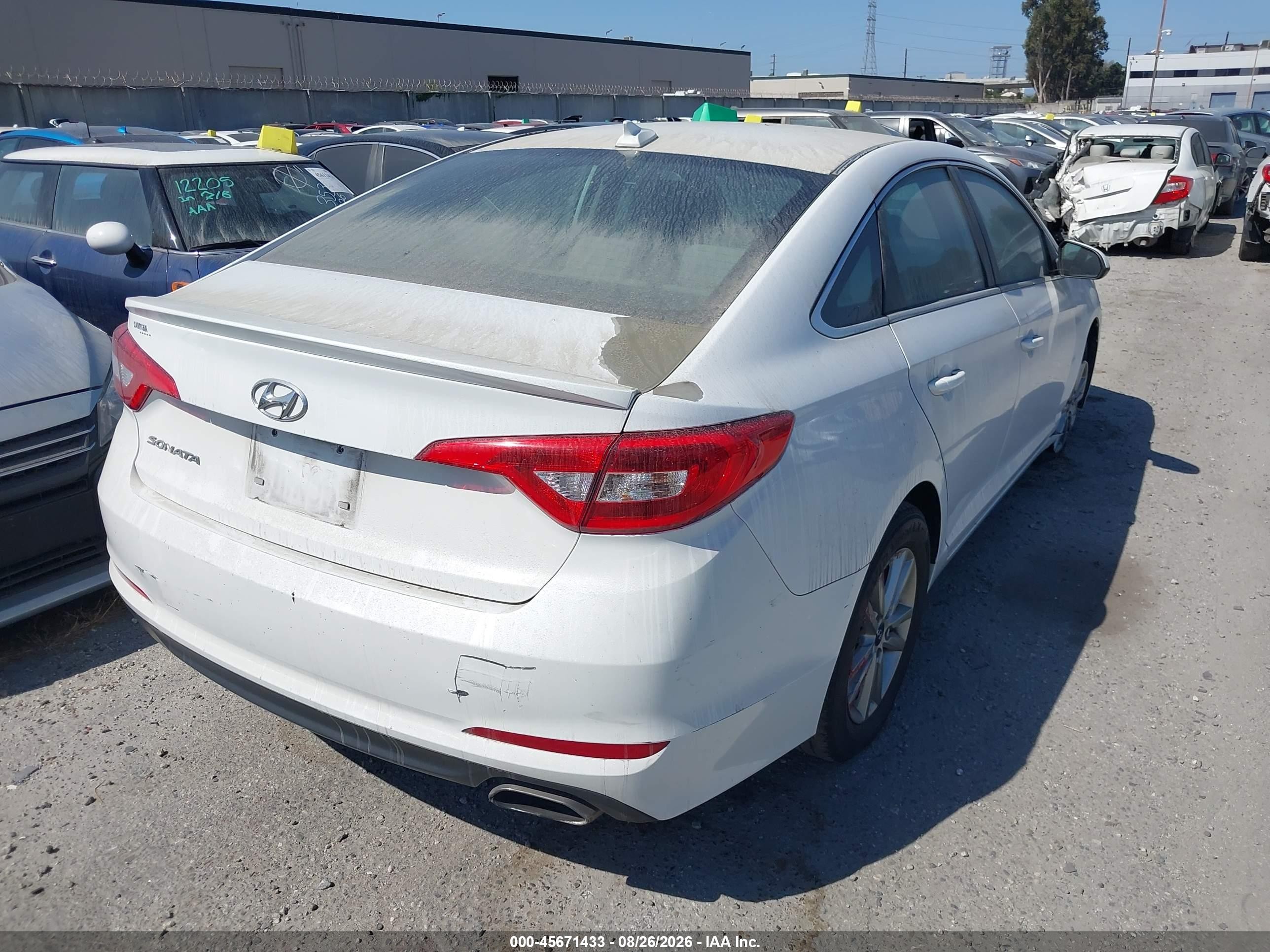 2015 Hyundai Sonata Se White vin: 5NPE24AF7FH160348