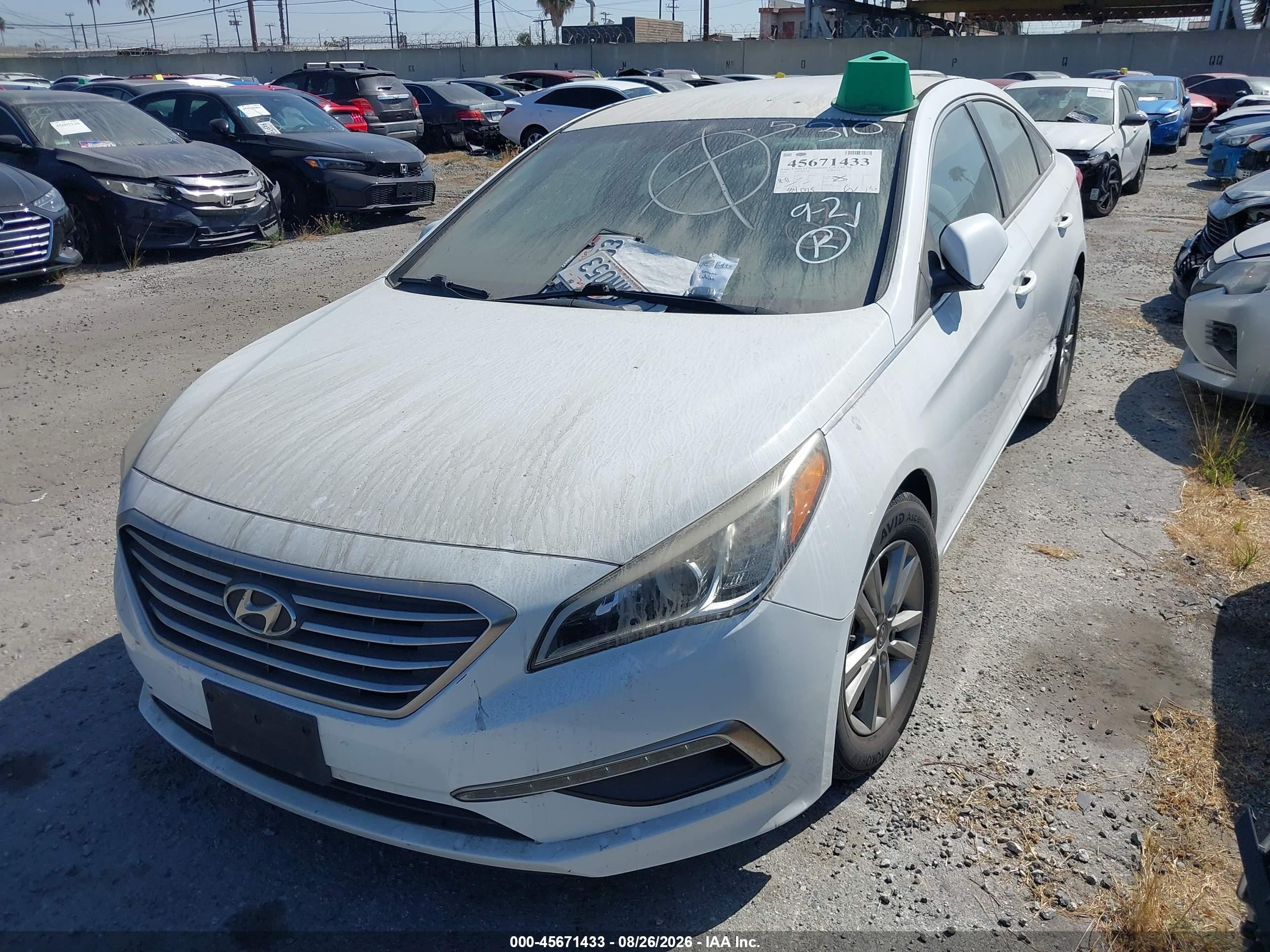 2015 Hyundai Sonata Se White vin: 5NPE24AF7FH160348