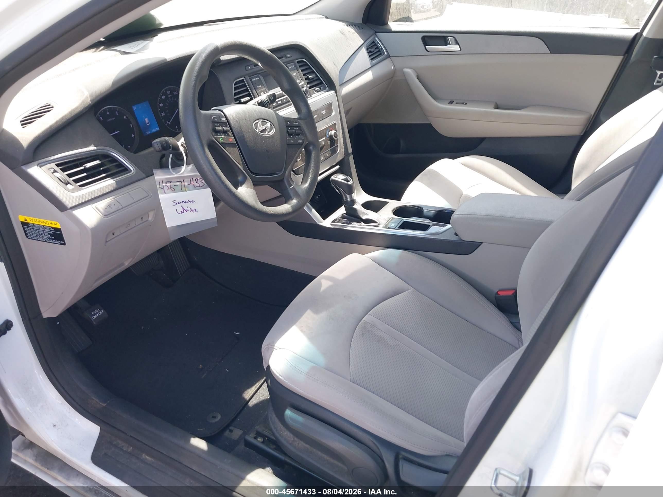 2015 Hyundai Sonata Se White vin: 5NPE24AF7FH160348