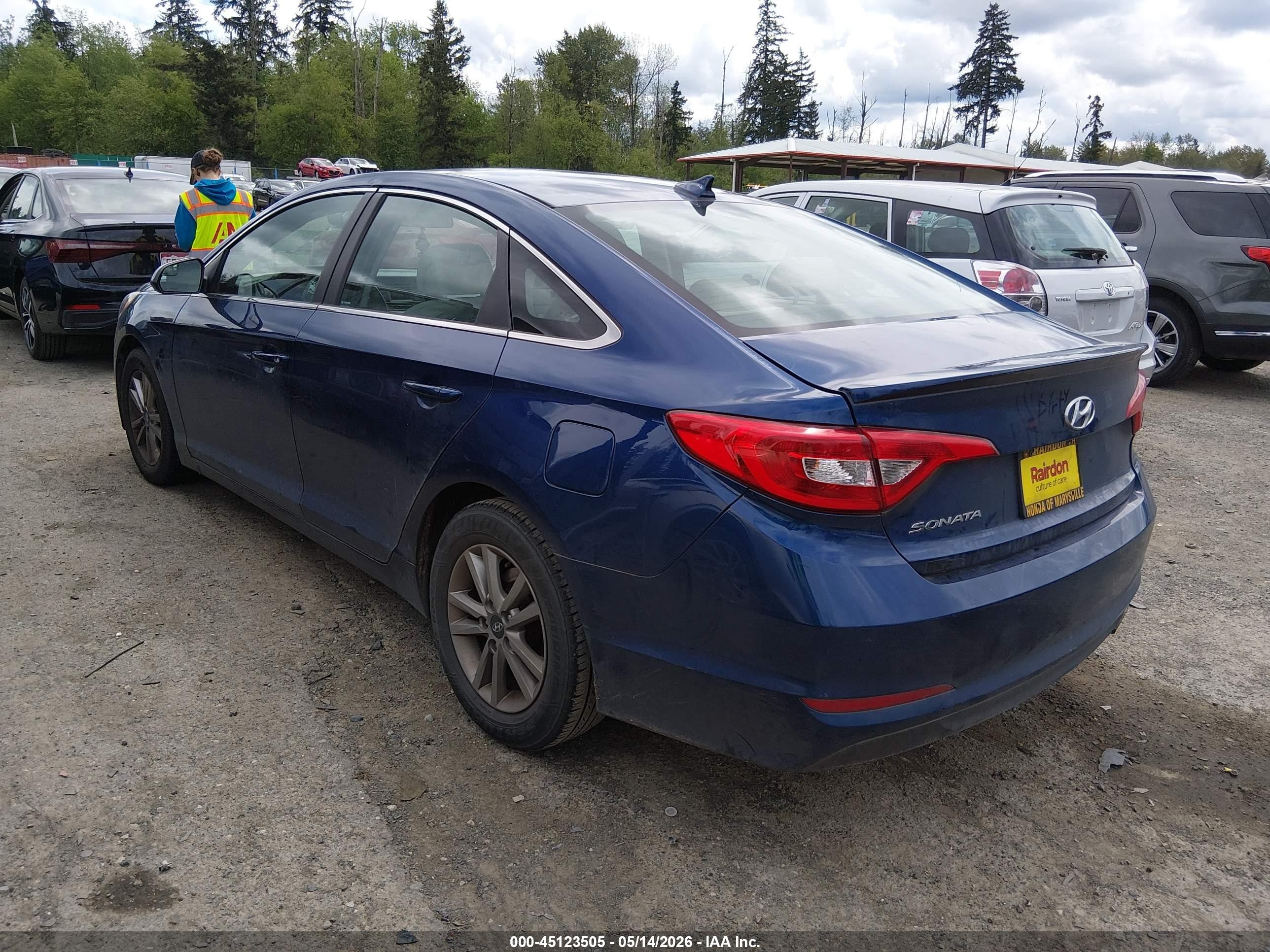2015 Hyundai Sonata Se Blue vin: 5NPE24AF7FH177456