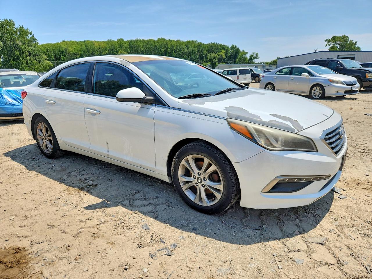 2015 Hyundai Sonata Se White vin: 5NPE24AF7FH187405