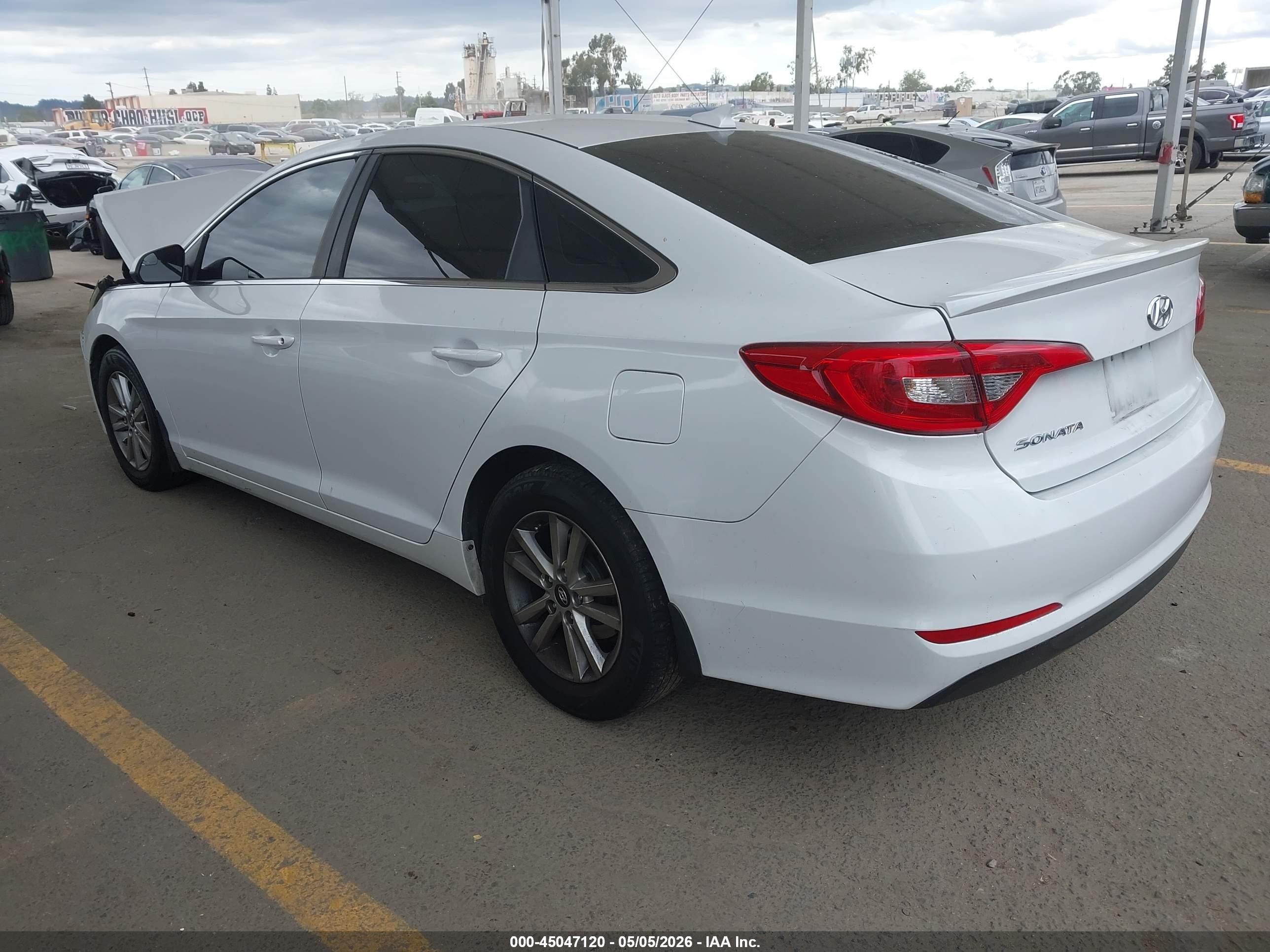 2015 Hyundai Sonata Se White vin: 5NPE24AF7FH190188