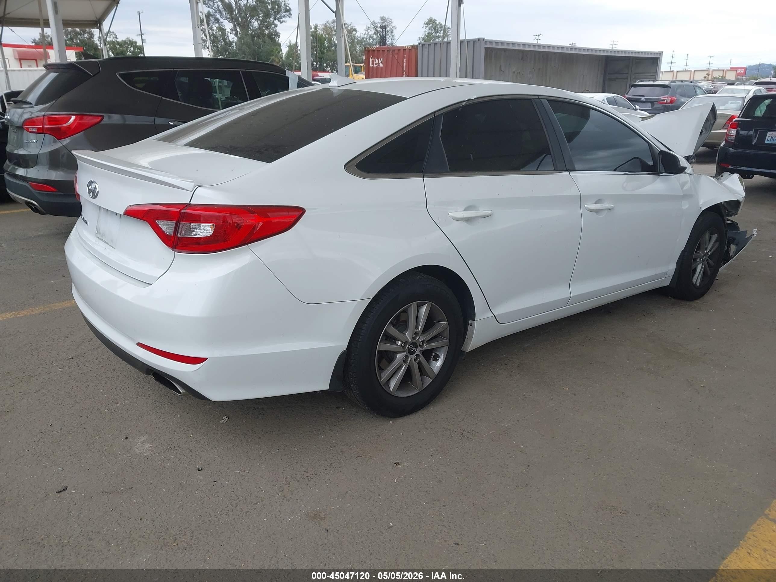 2015 Hyundai Sonata Se White vin: 5NPE24AF7FH190188