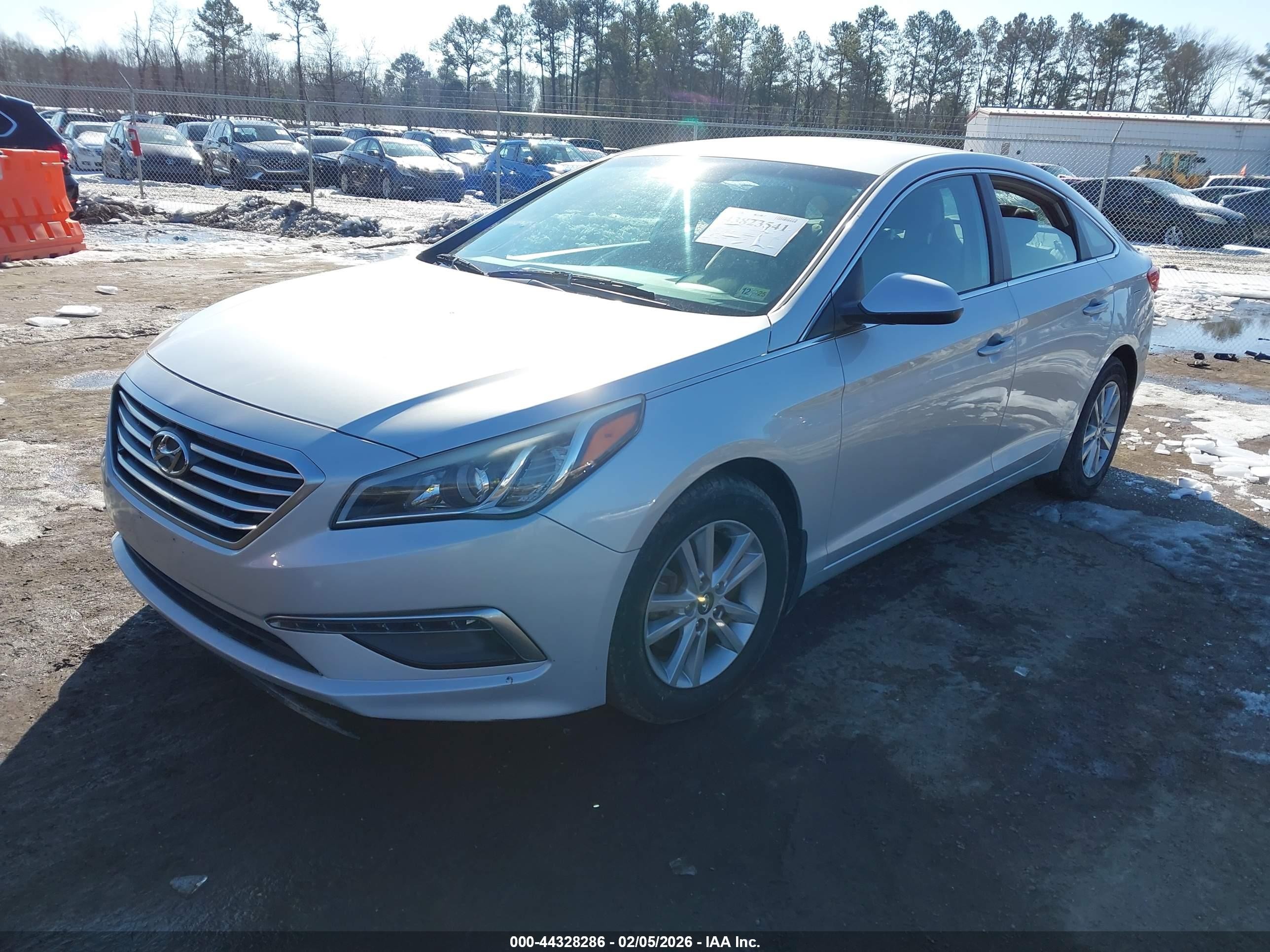 2015 Hyundai Sonata Se Silver vin: 5NPE24AF7FH199084