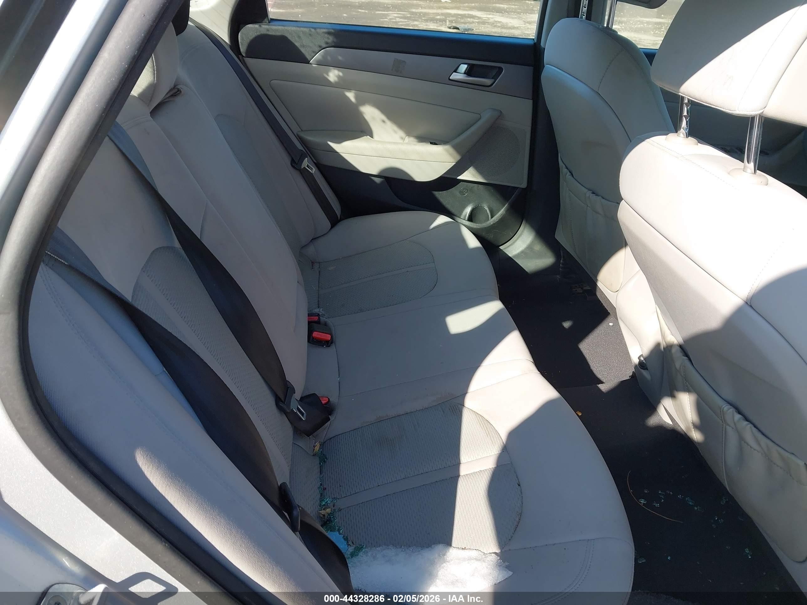 2015 Hyundai Sonata Se Silver vin: 5NPE24AF7FH199084