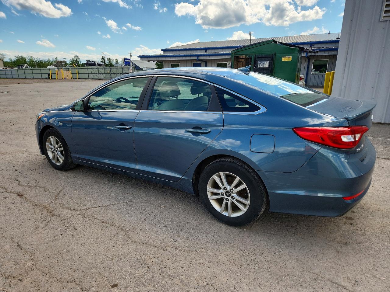 2015 Hyundai Sonata Se Blue vin: 5NPE24AF7FH215476