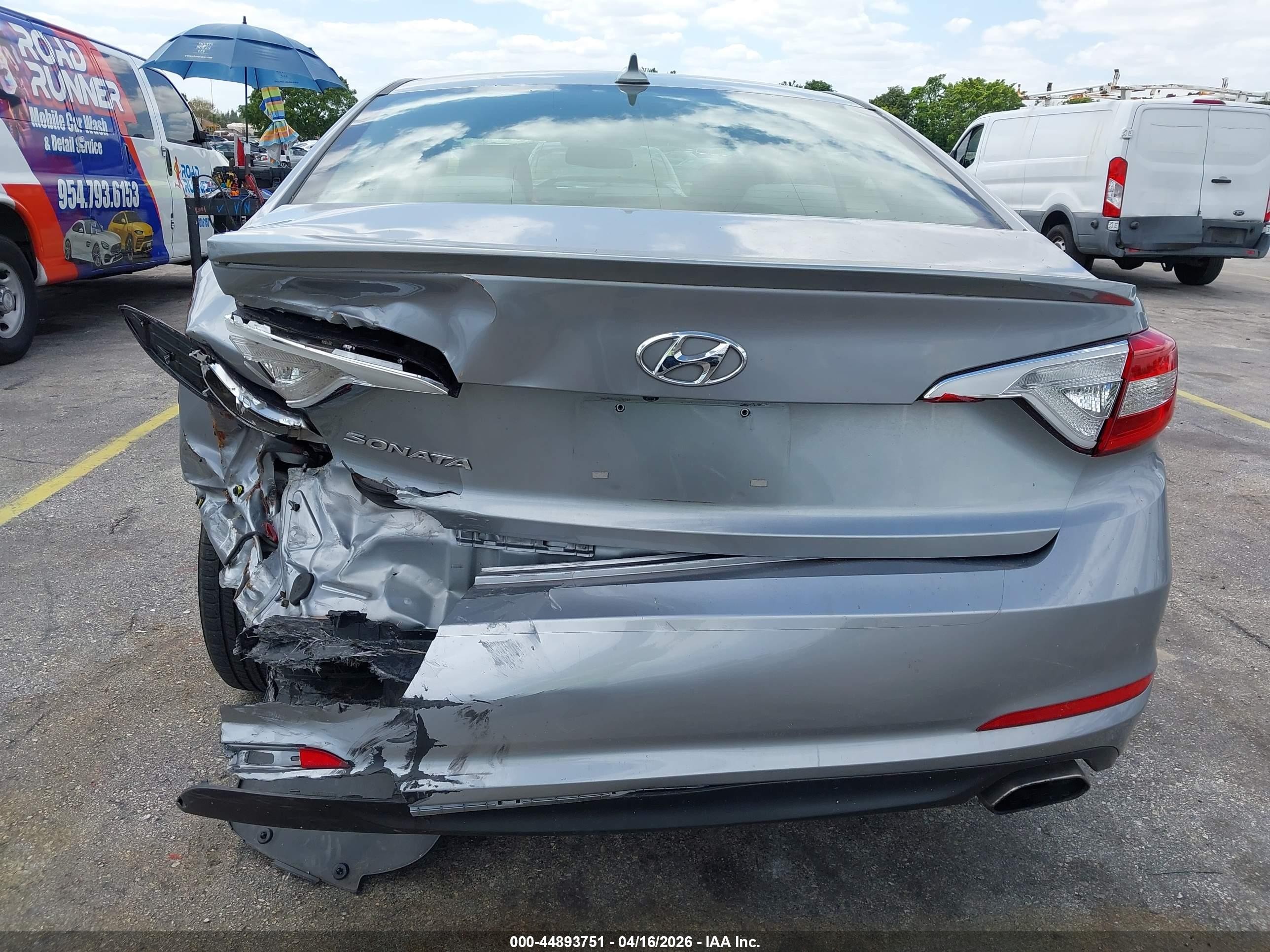 2015 Hyundai Sonata Se Silver vin: 5NPE24AF7FH221309