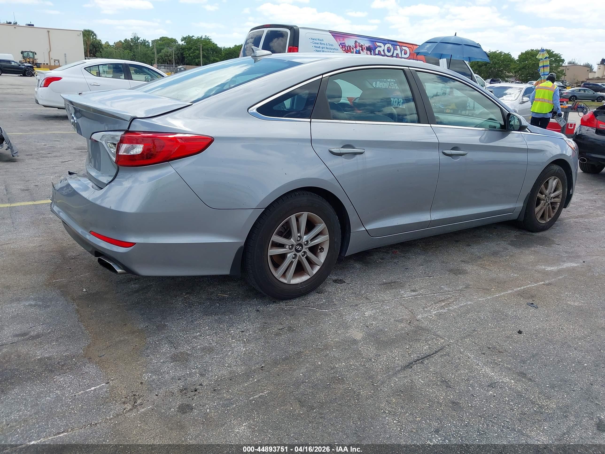 2015 Hyundai Sonata Se Silver vin: 5NPE24AF7FH221309