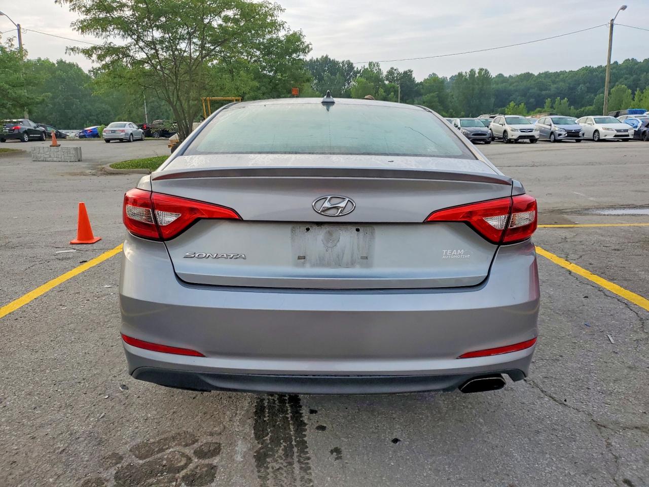 2015 Hyundai Sonata Se Silver vin: 5NPE24AF7FH222797