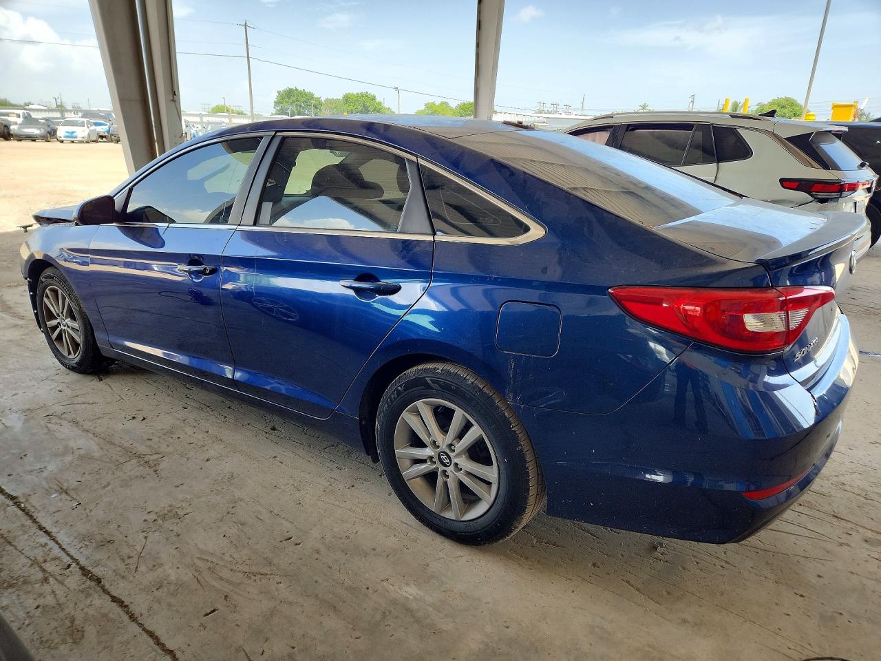 2015 Hyundai Sonata Se Blue vin: 5NPE24AF7FH226428