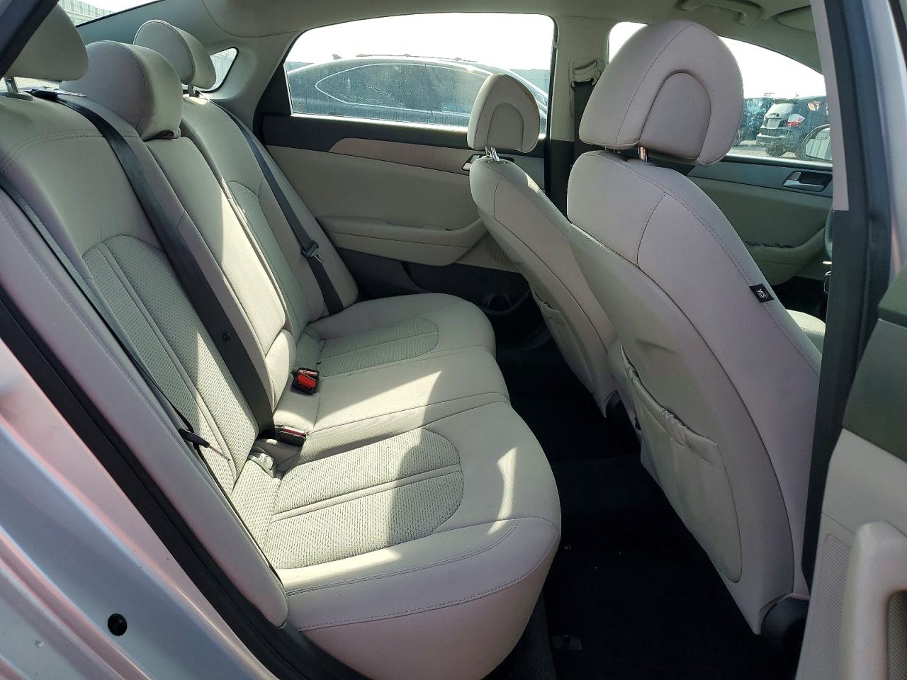 2015 Hyundai Sonata Se Silver vin: 5NPE24AF7FH237932