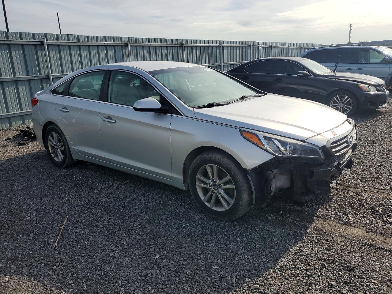 2015 Hyundai Sonata Se Silver vin: 5NPE24AF7FH237932