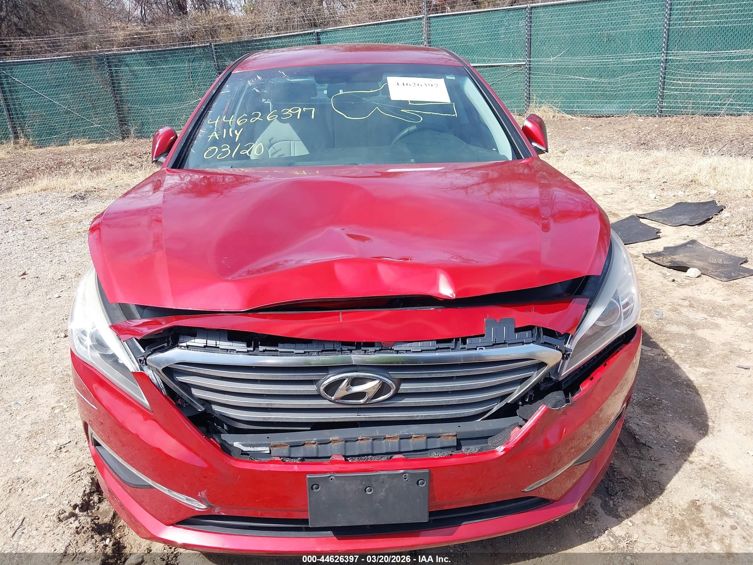 2015 Hyundai Sonata Se Red vin: 5NPE24AF7FH245805