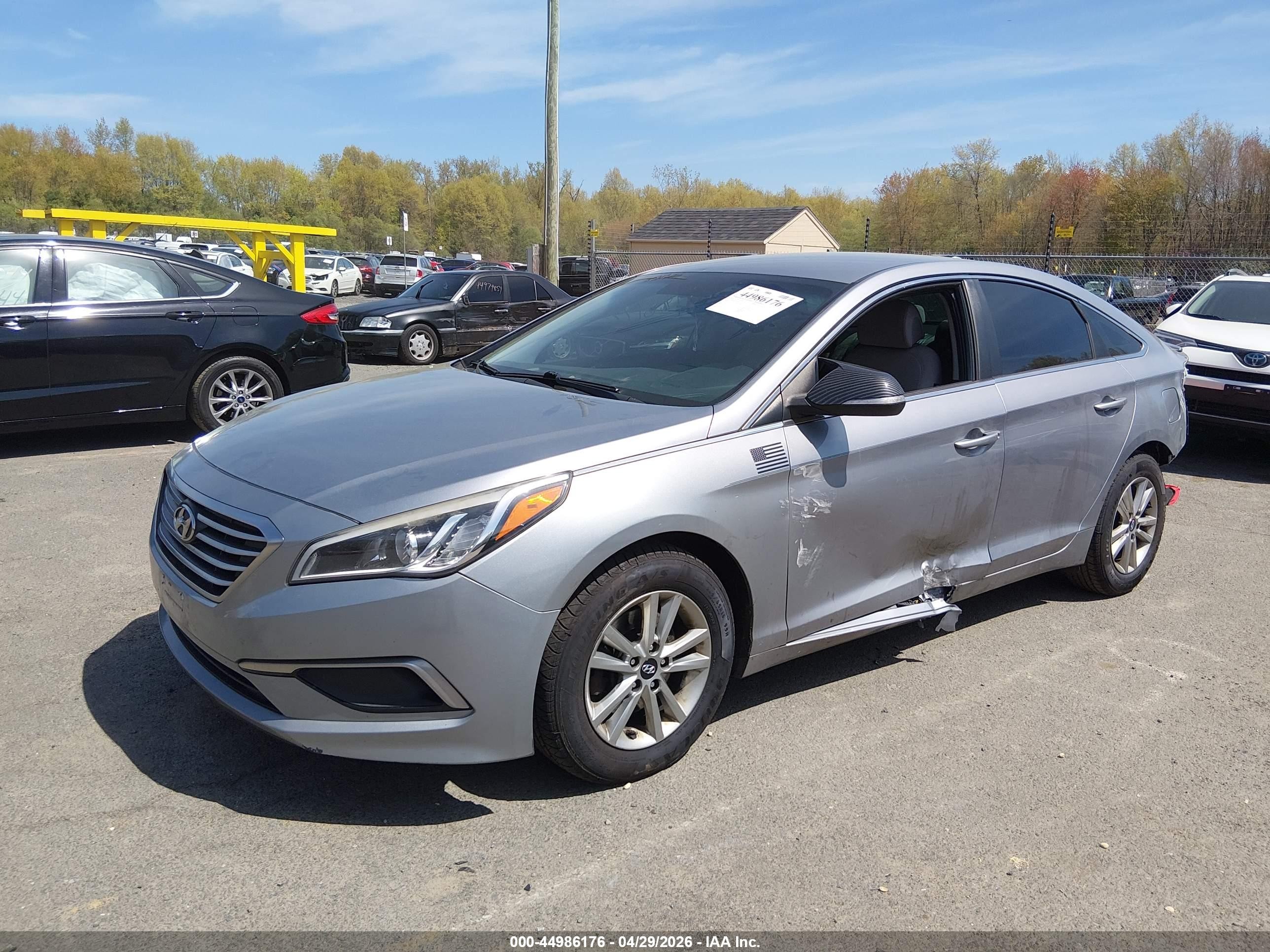 2016 Hyundai Sonata Se Серый vin: 5NPE24AF7GH297226