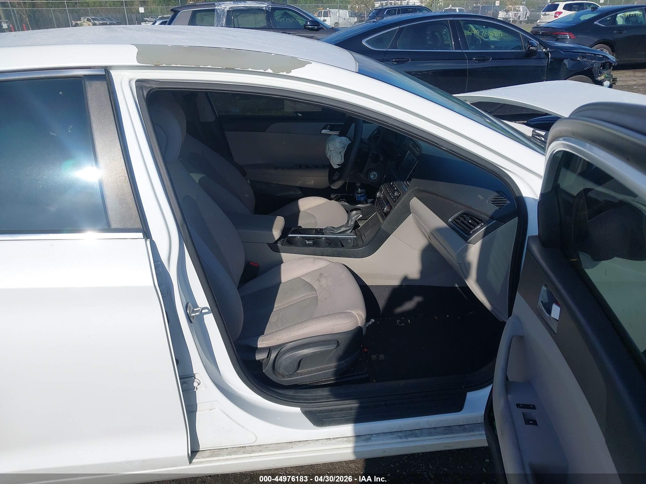 2016 Hyundai Sonata Se White vin: 5NPE24AF7GH301906