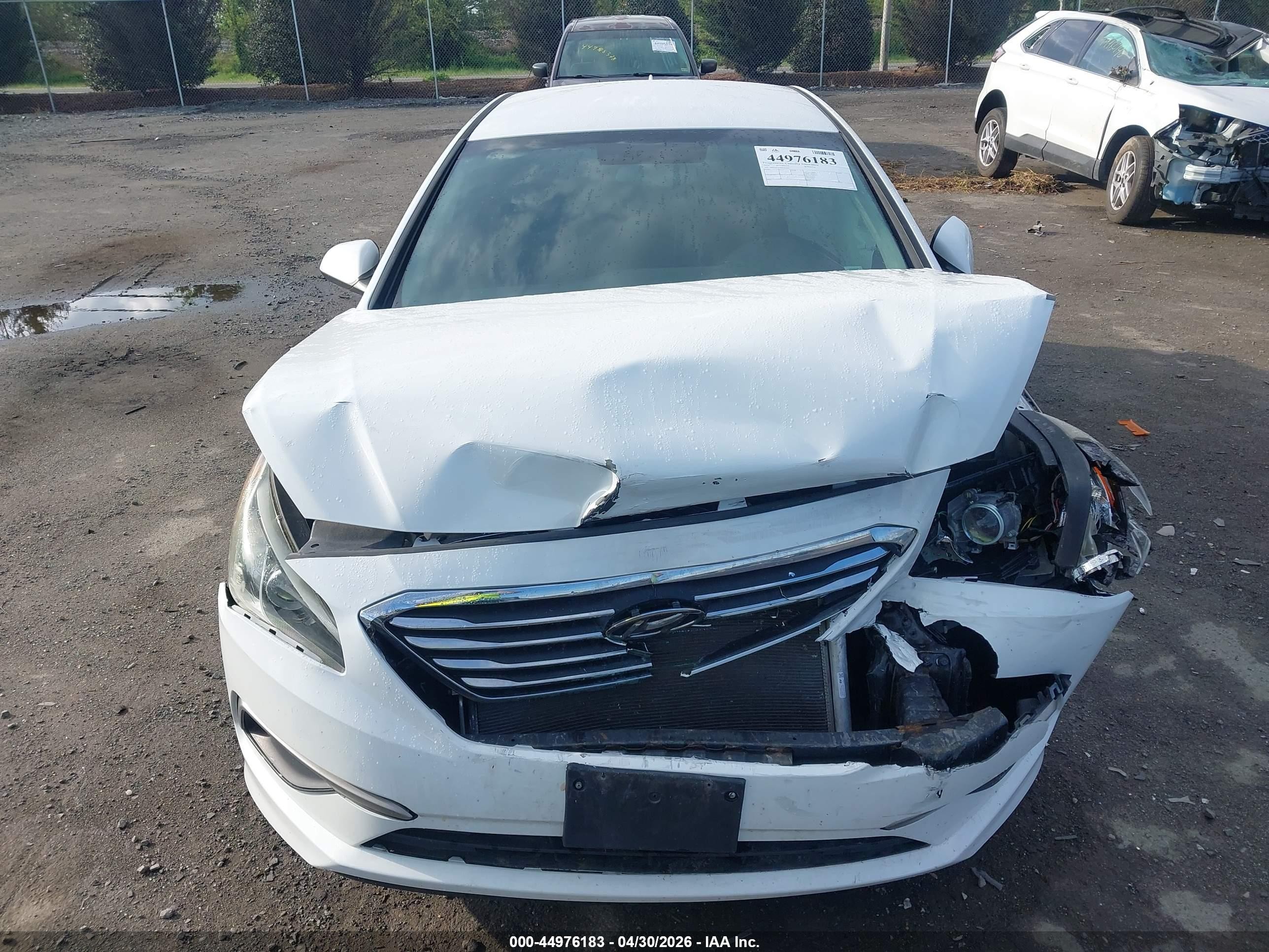 2016 Hyundai Sonata Se White vin: 5NPE24AF7GH301906