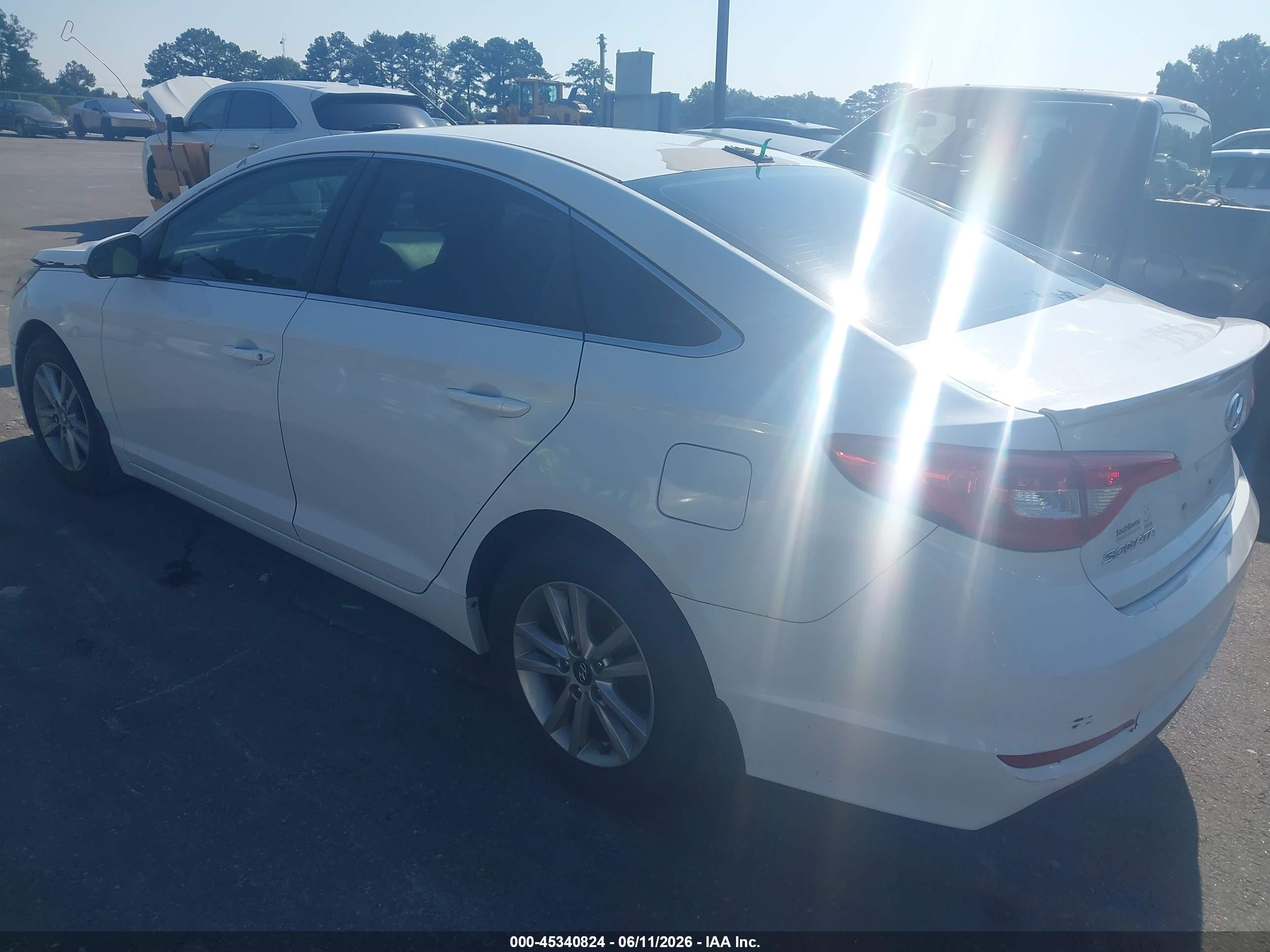 2016 Hyundai Sonata Se White vin: 5NPE24AF7GH326093