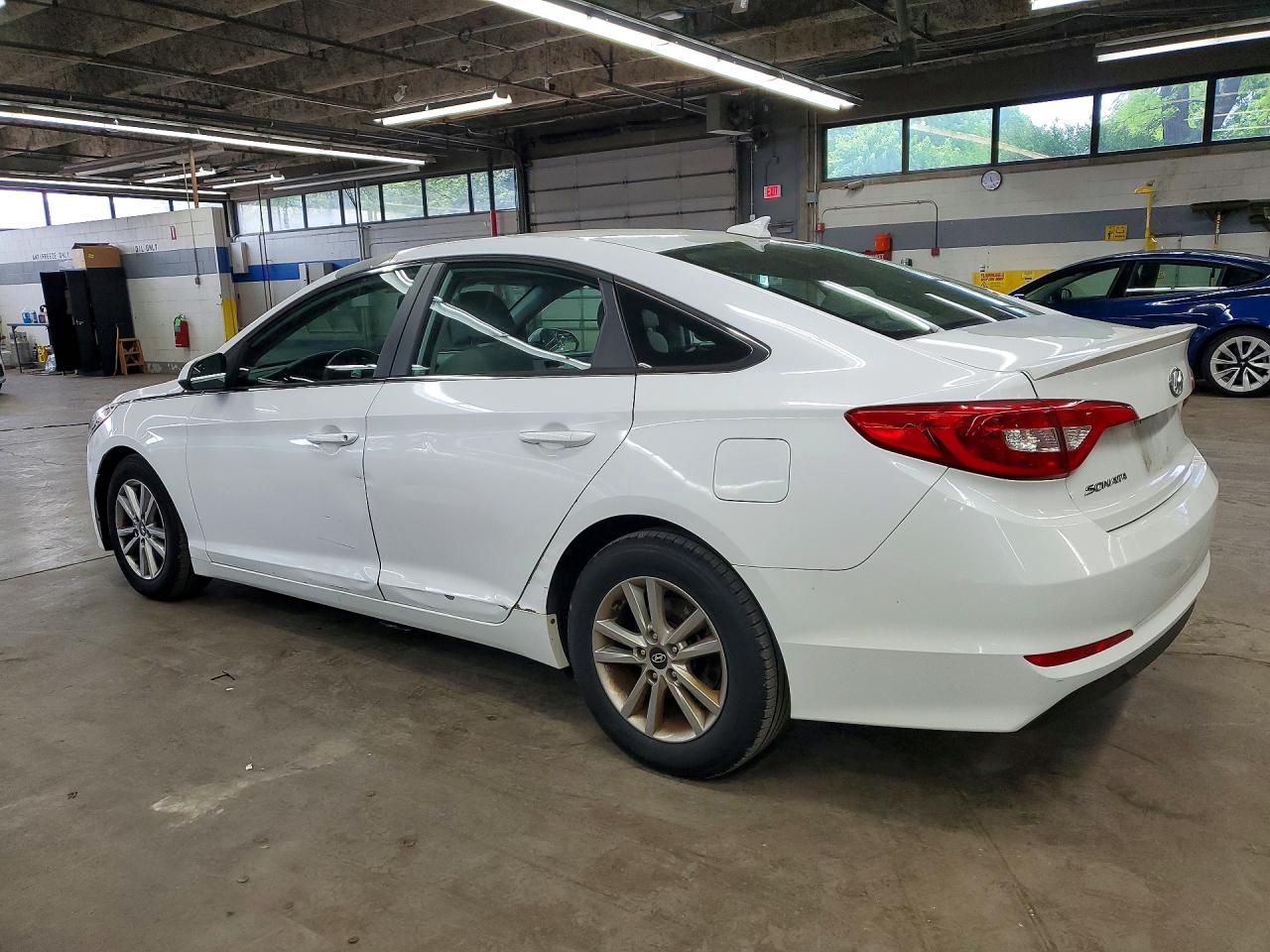 2016 Hyundai Sonata Se Белый vin: 5NPE24AF7GH360440