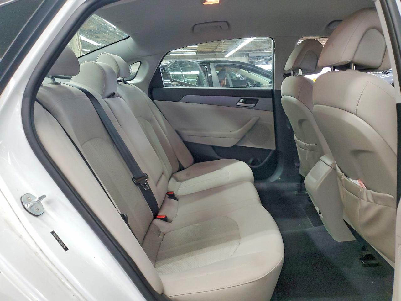 2016 Hyundai Sonata Se Белый vin: 5NPE24AF7GH360440