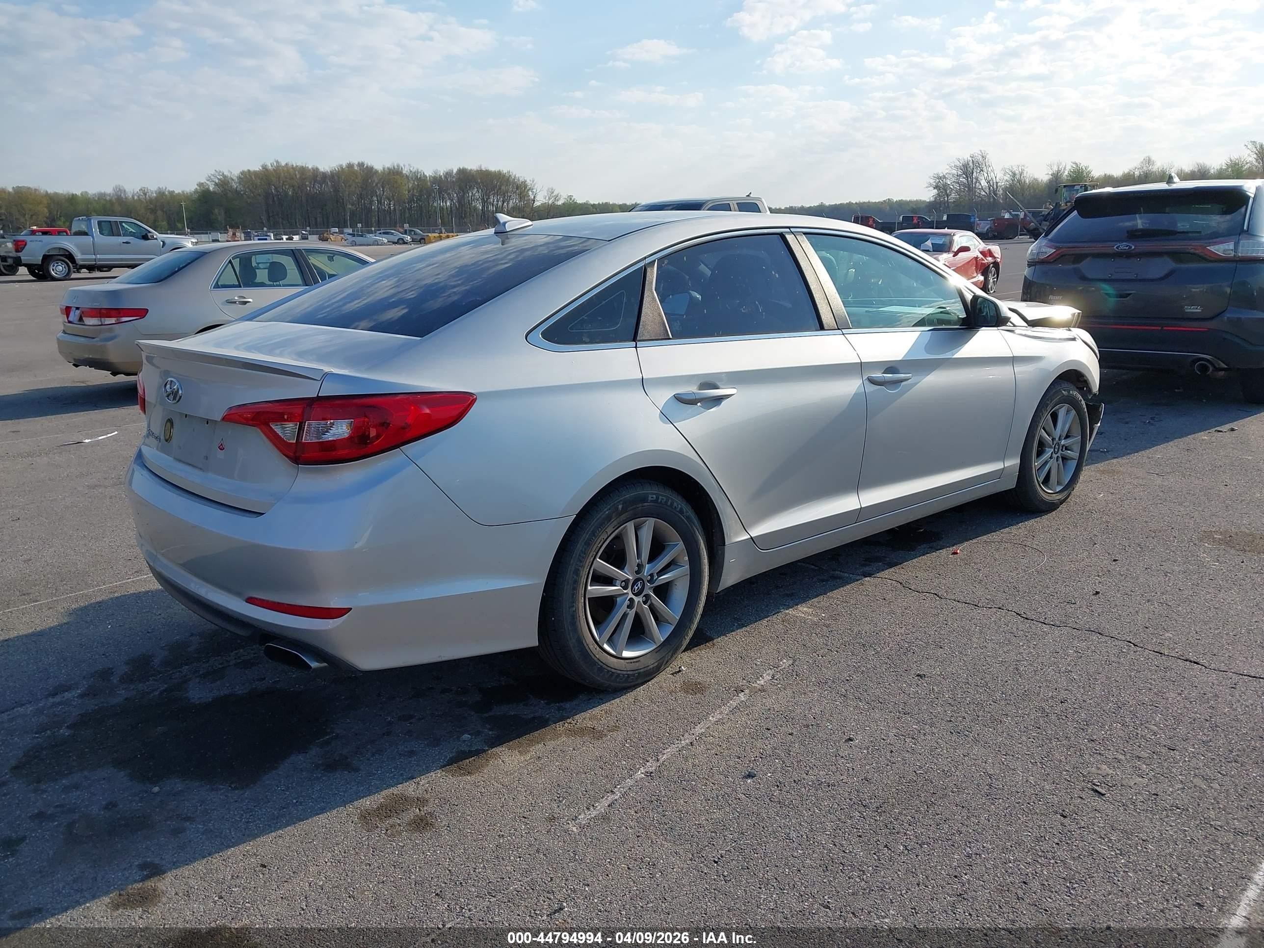 2016 Hyundai Sonata Se Silver vin: 5NPE24AF7GH368666