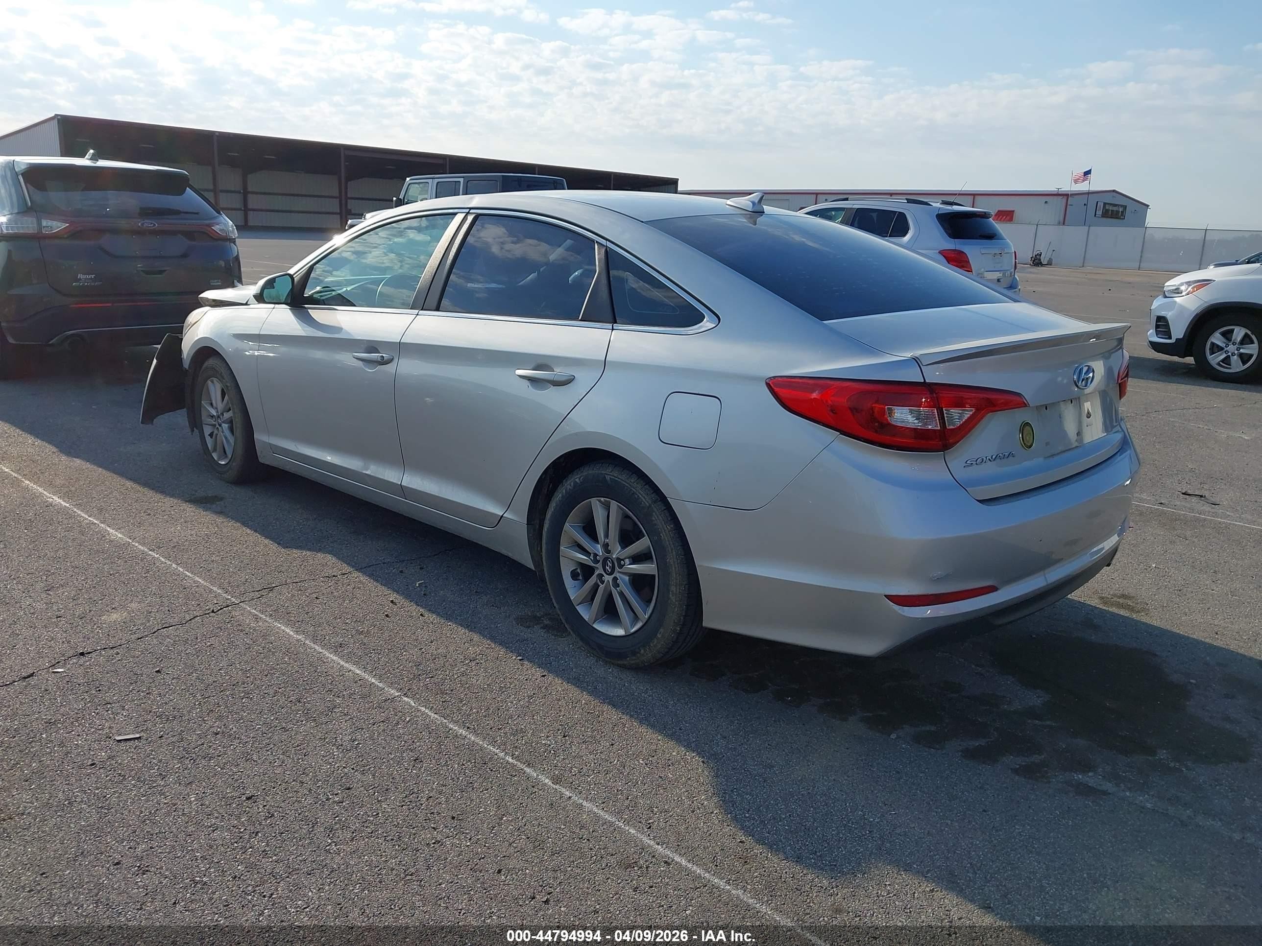 2016 Hyundai Sonata Se Silver vin: 5NPE24AF7GH368666