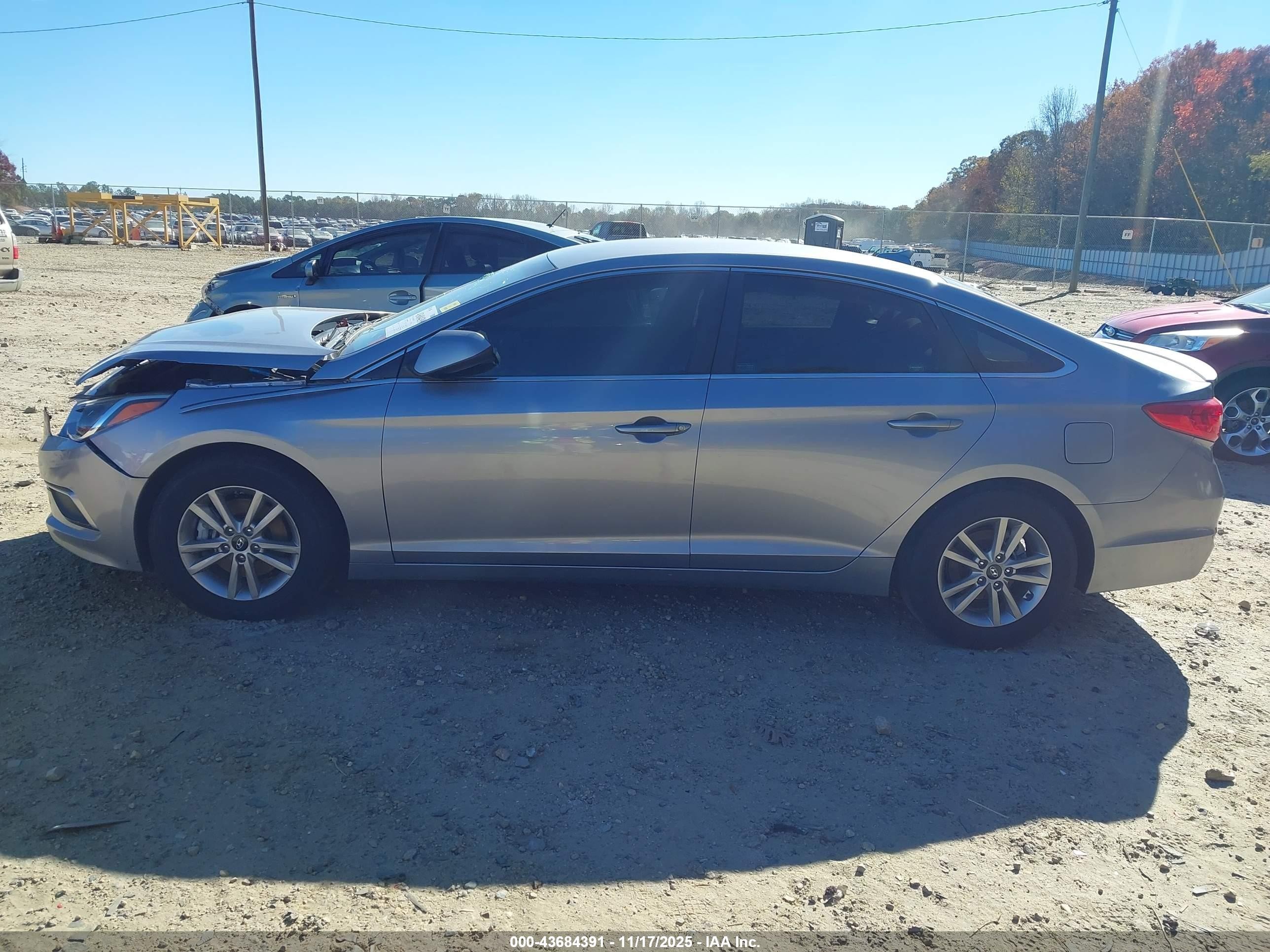 2017 Hyundai Sonata   Gray vin: 5NPE24AF7HH458157