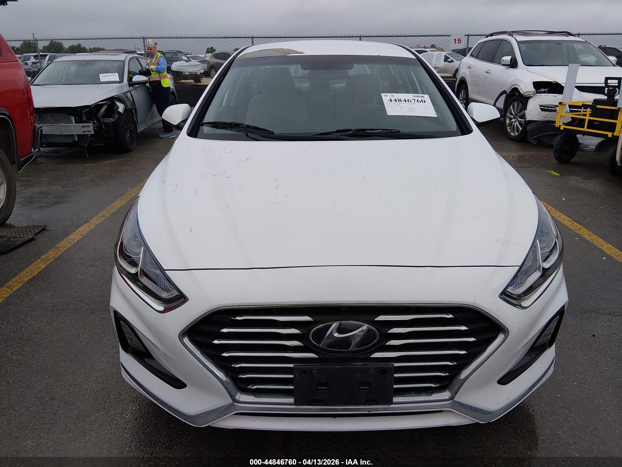 2019 Hyundai Sonata Se White vin: 5NPE24AF7KH800844
