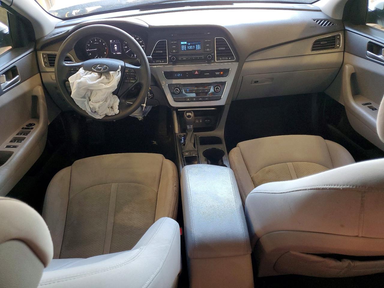 2015 Hyundai Sonata Se Белый vin: 5NPE24AF8FH000947