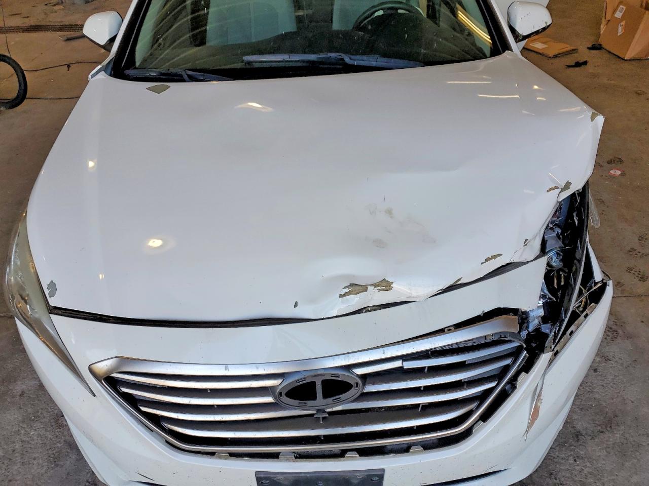2015 Hyundai Sonata Se Белый vin: 5NPE24AF8FH000947