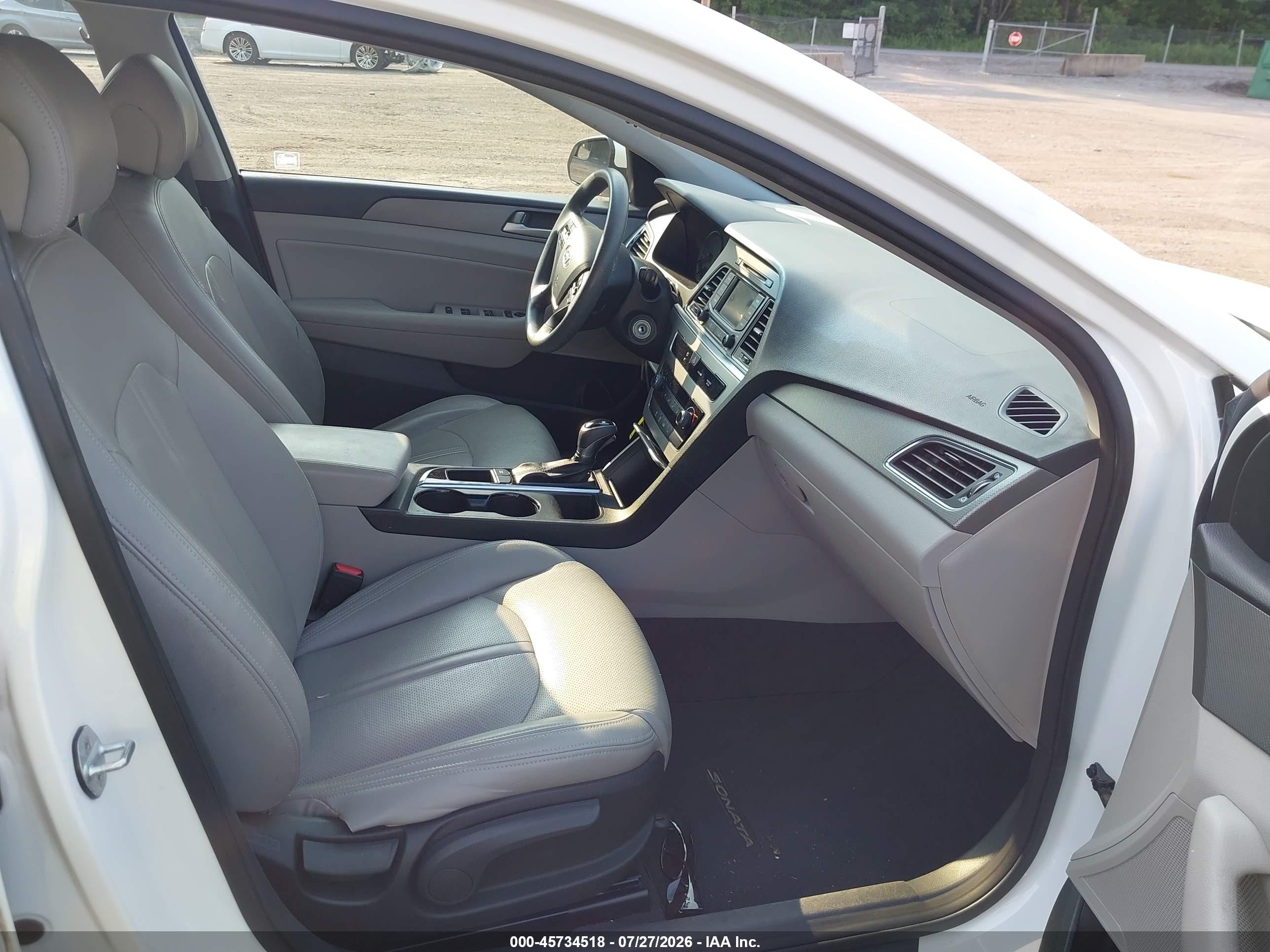 2015 Hyundai Sonata Se White vin: 5NPE24AF8FH001760