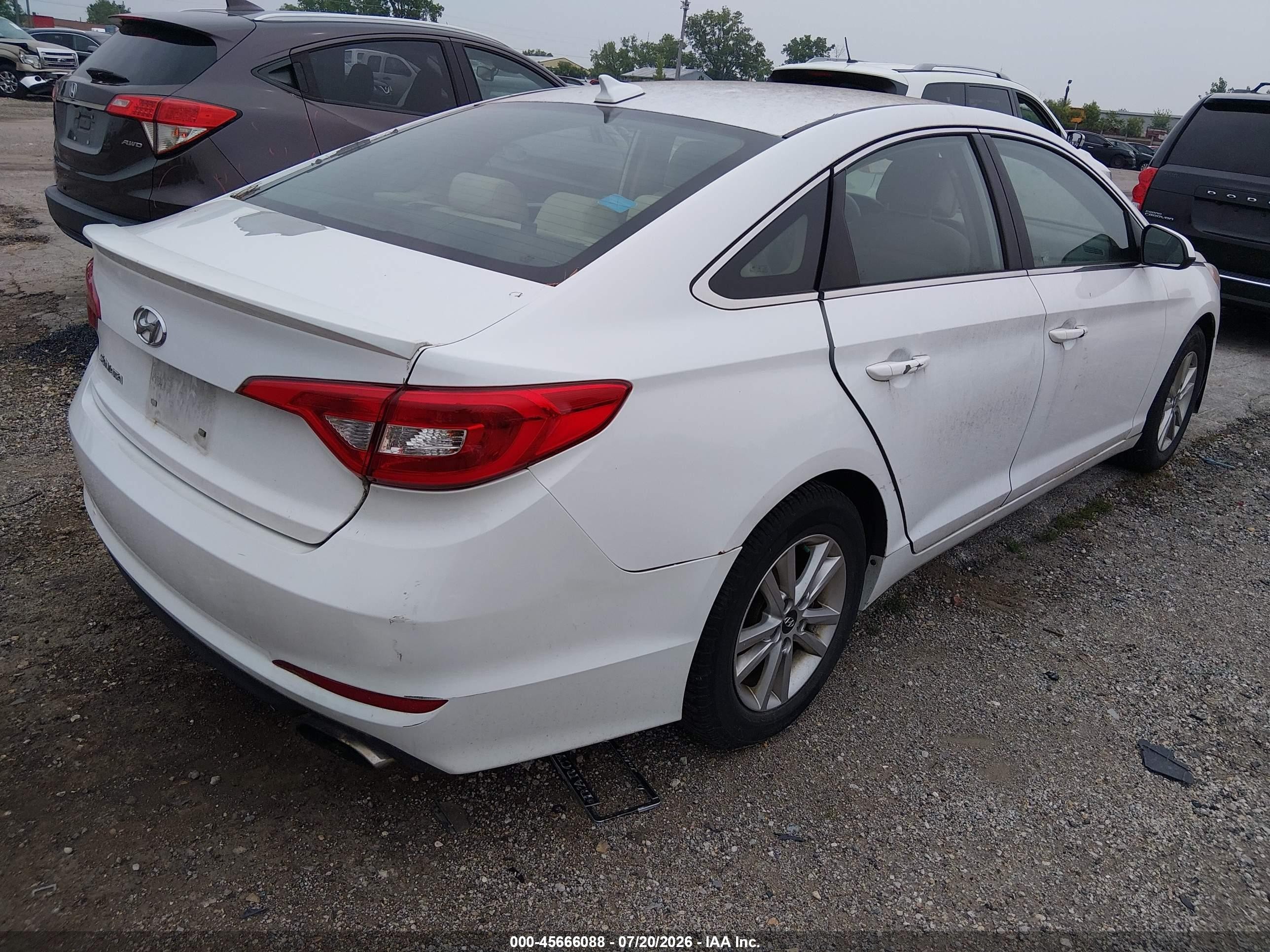 2015 Hyundai Sonata Se Белый vin: 5NPE24AF8FH012418